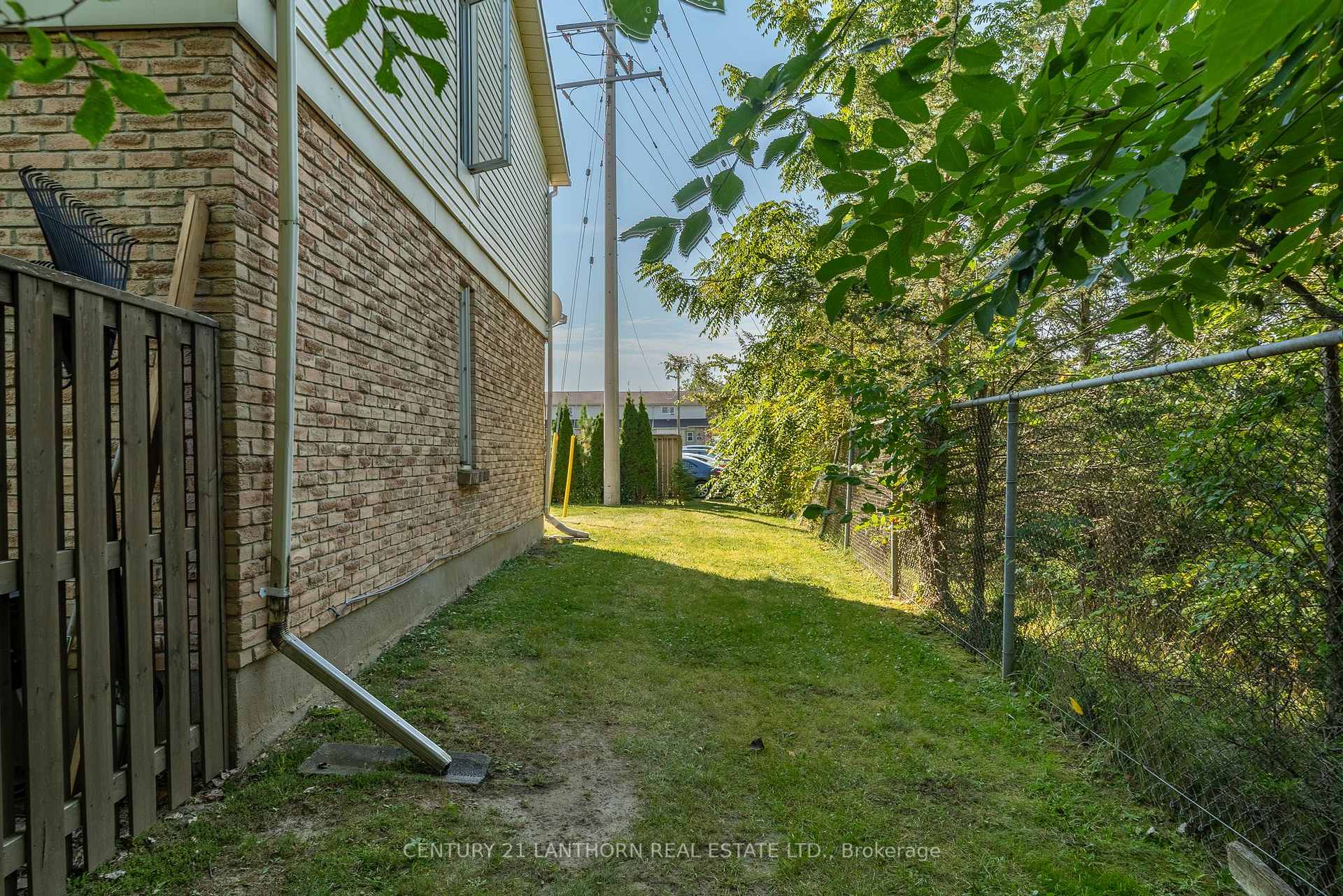 Photo 27 of 54 - G Cascade Boulevard, Belleville, Belleville Ward — HOMEH