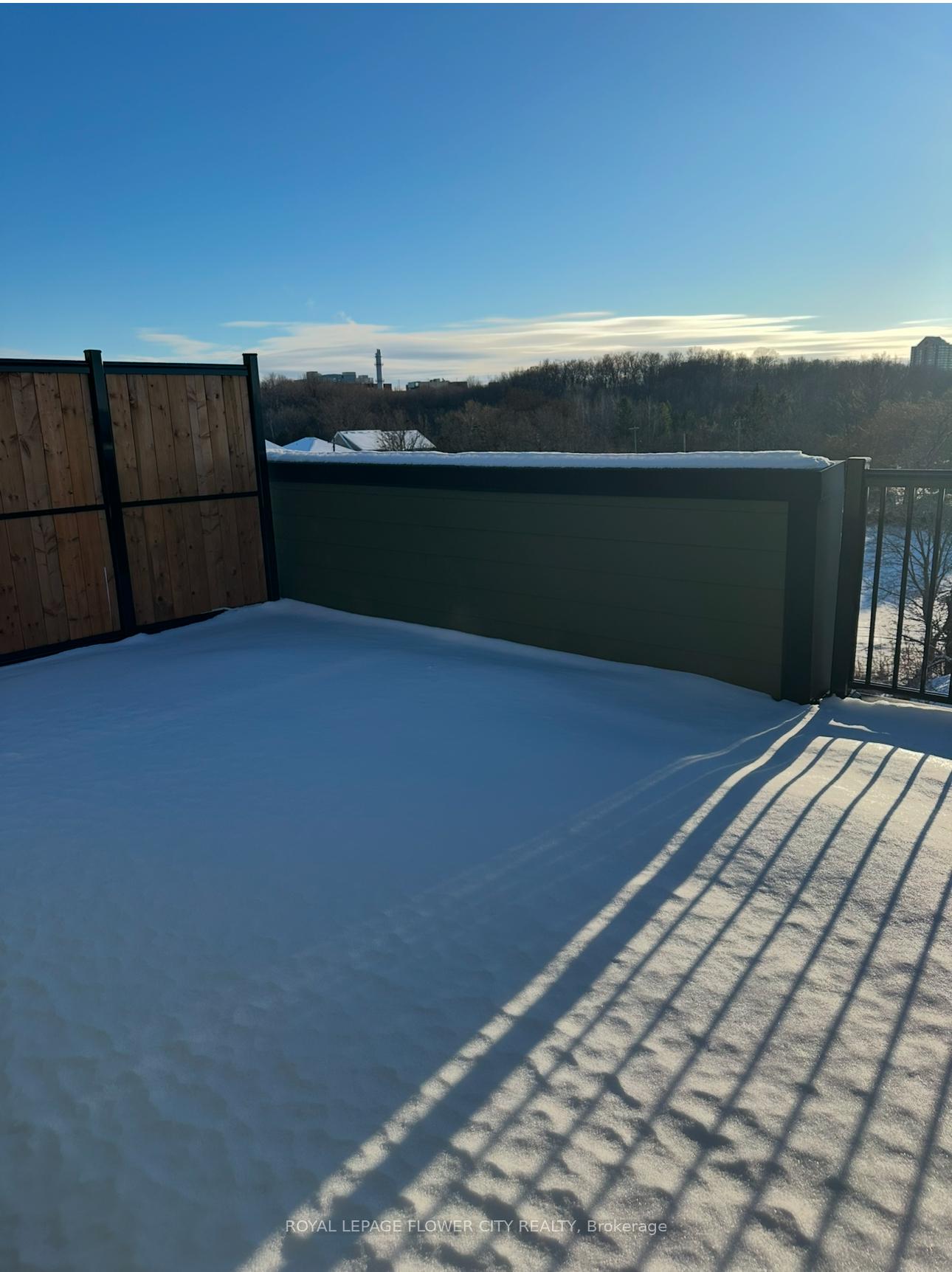 Photo 13 of 604 Mishi Private, Ottawa, CFB Rockcliffe and Area — HOMEH