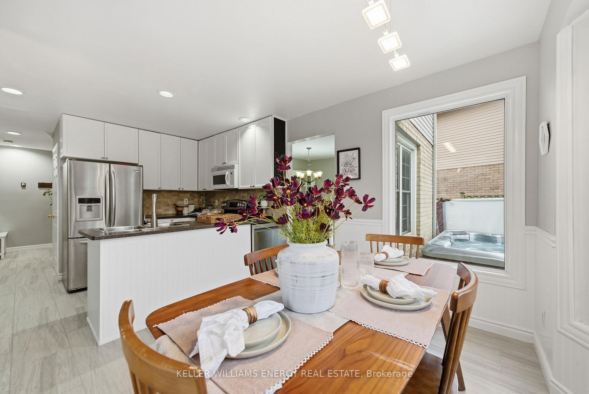 Photo 9 of 14 Soper Creek Drive, Clarington, Bowmanville — HOMEH