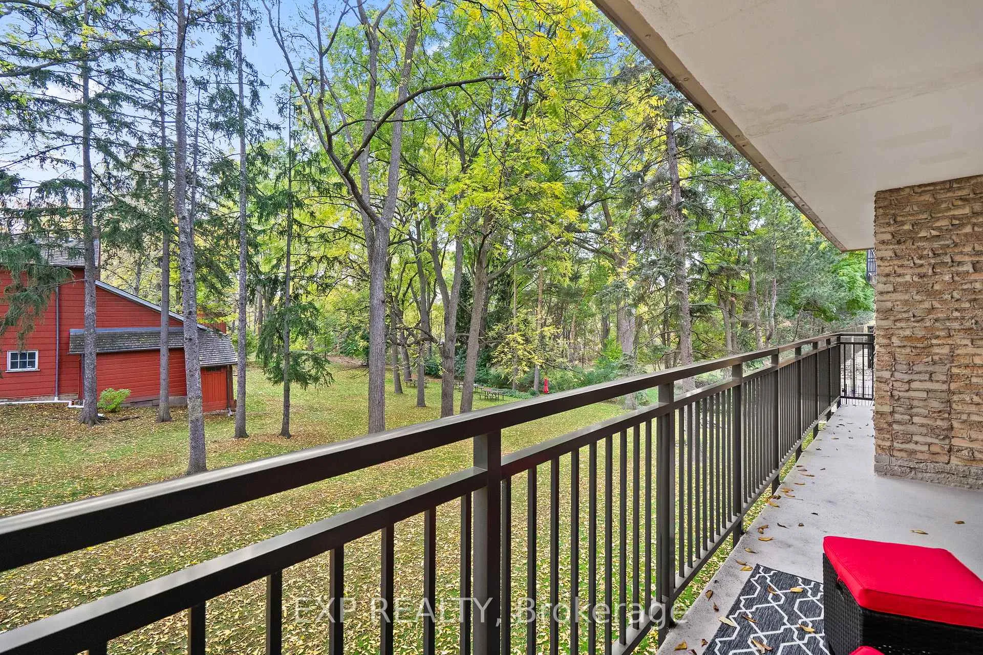 Photo 26 of Unit 203, 15390 Yonge Street, Aurora, Aurora Heights — HOMEH