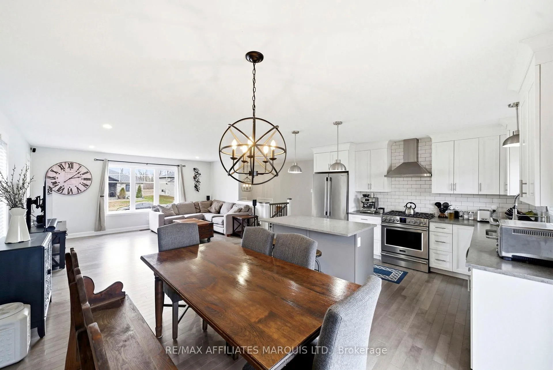 Photo 12 of 252 Eastport Drive, Cornwall — HOMEH