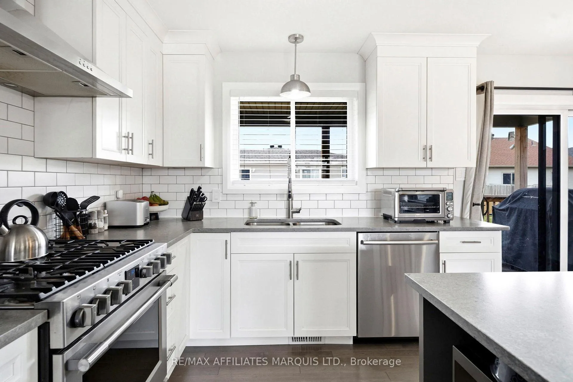 Photo 14 of 252 Eastport Drive, Cornwall — HOMEH