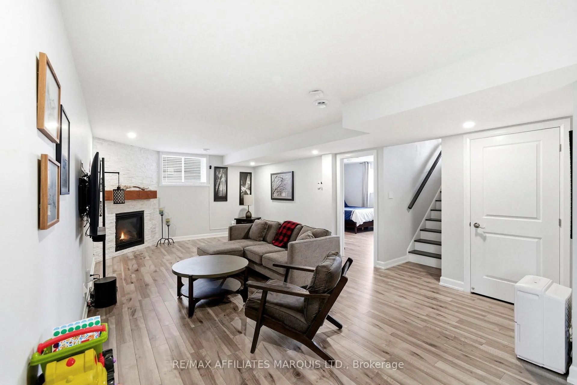 Photo 25 of 252 Eastport Drive, Cornwall — HOMEH