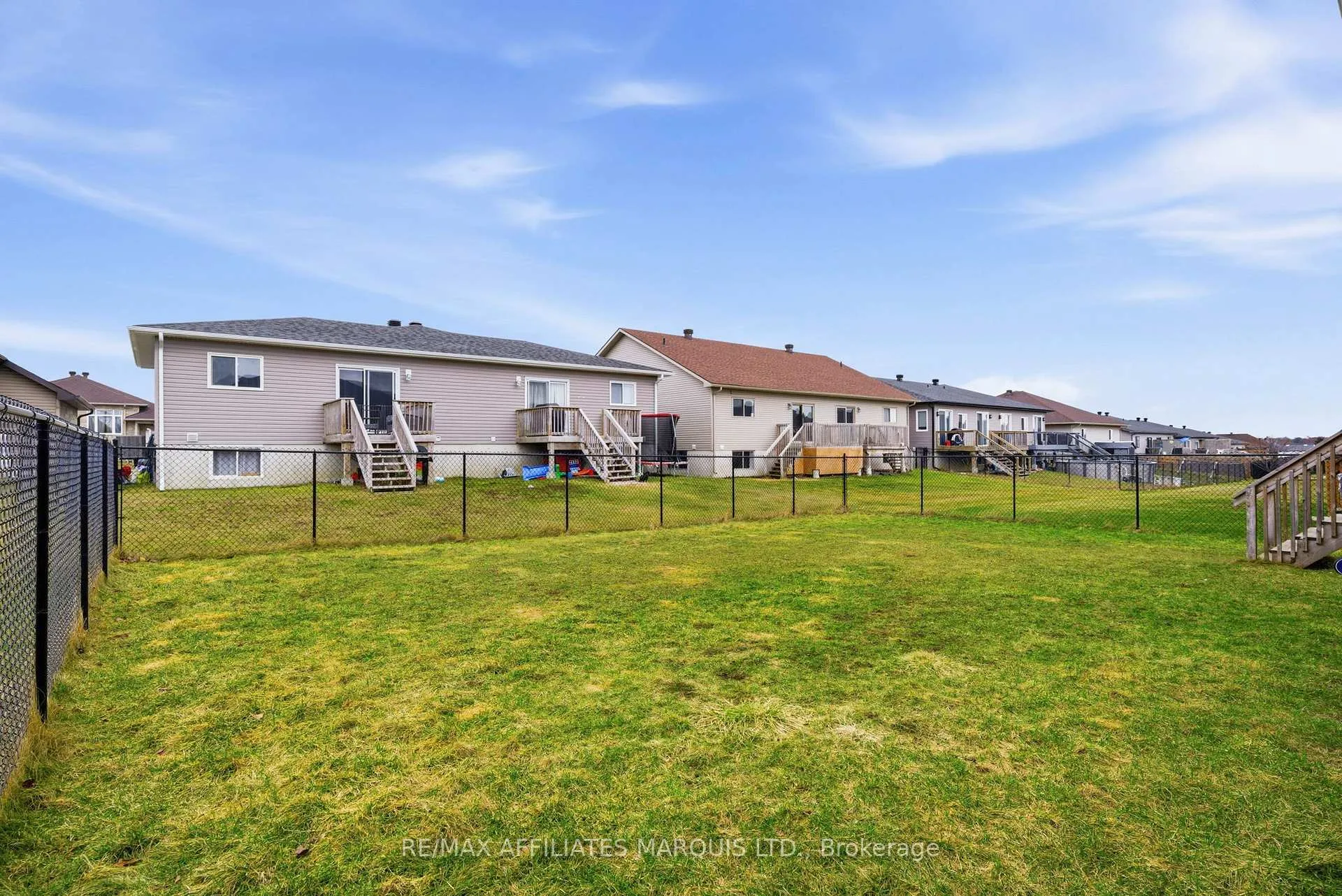 Photo 39 of 252 Eastport Drive, Cornwall — HOMEH