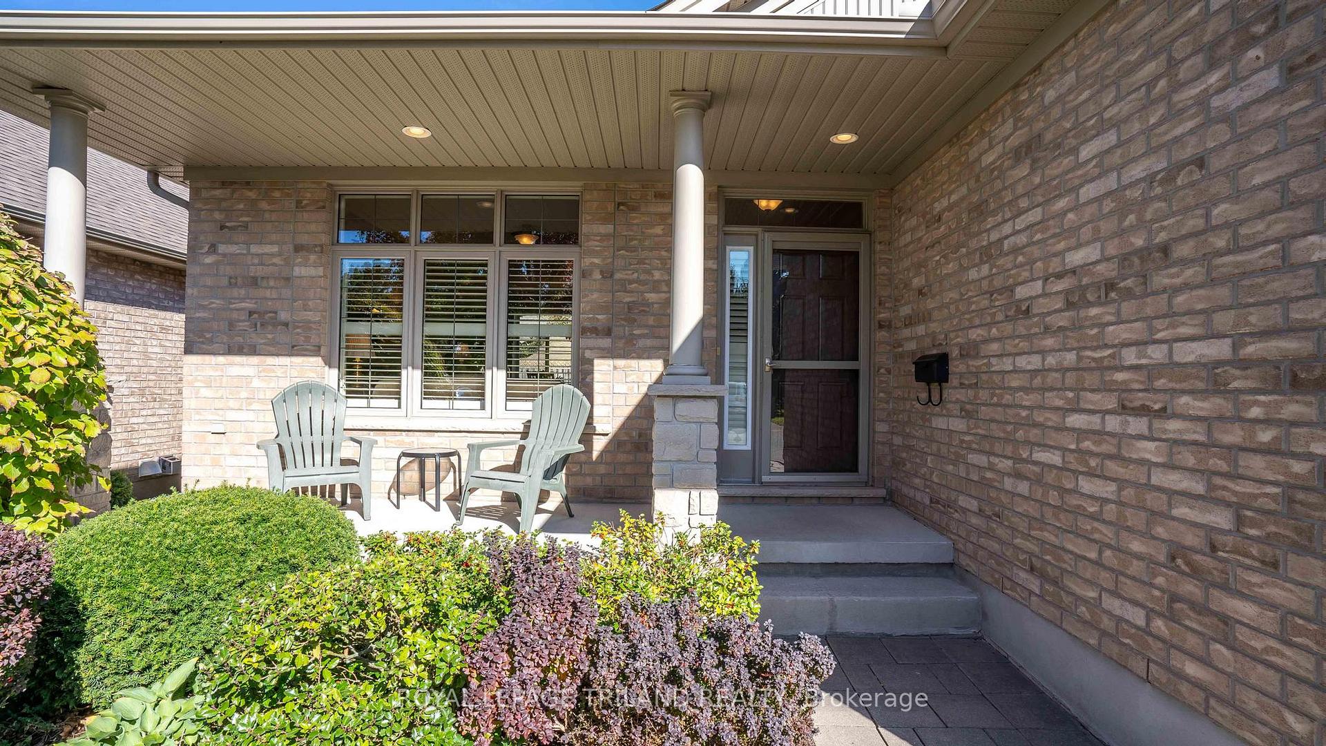 Photo 3 of Unit 5, 100 Southgate Parkway, St. Thomas — HOMEH