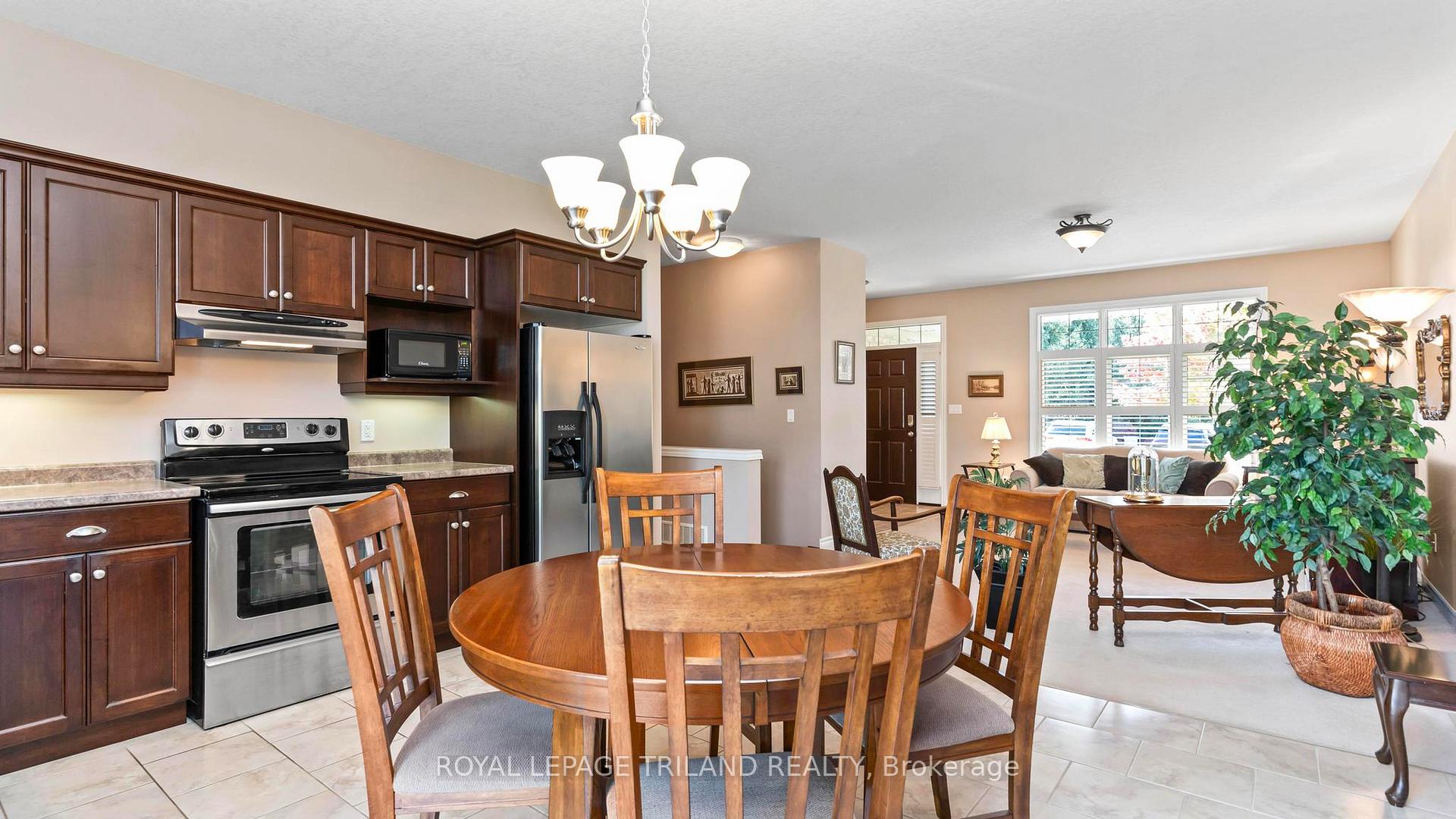 Photo 13 of Unit 5, 100 Southgate Parkway, St. Thomas — HOMEH