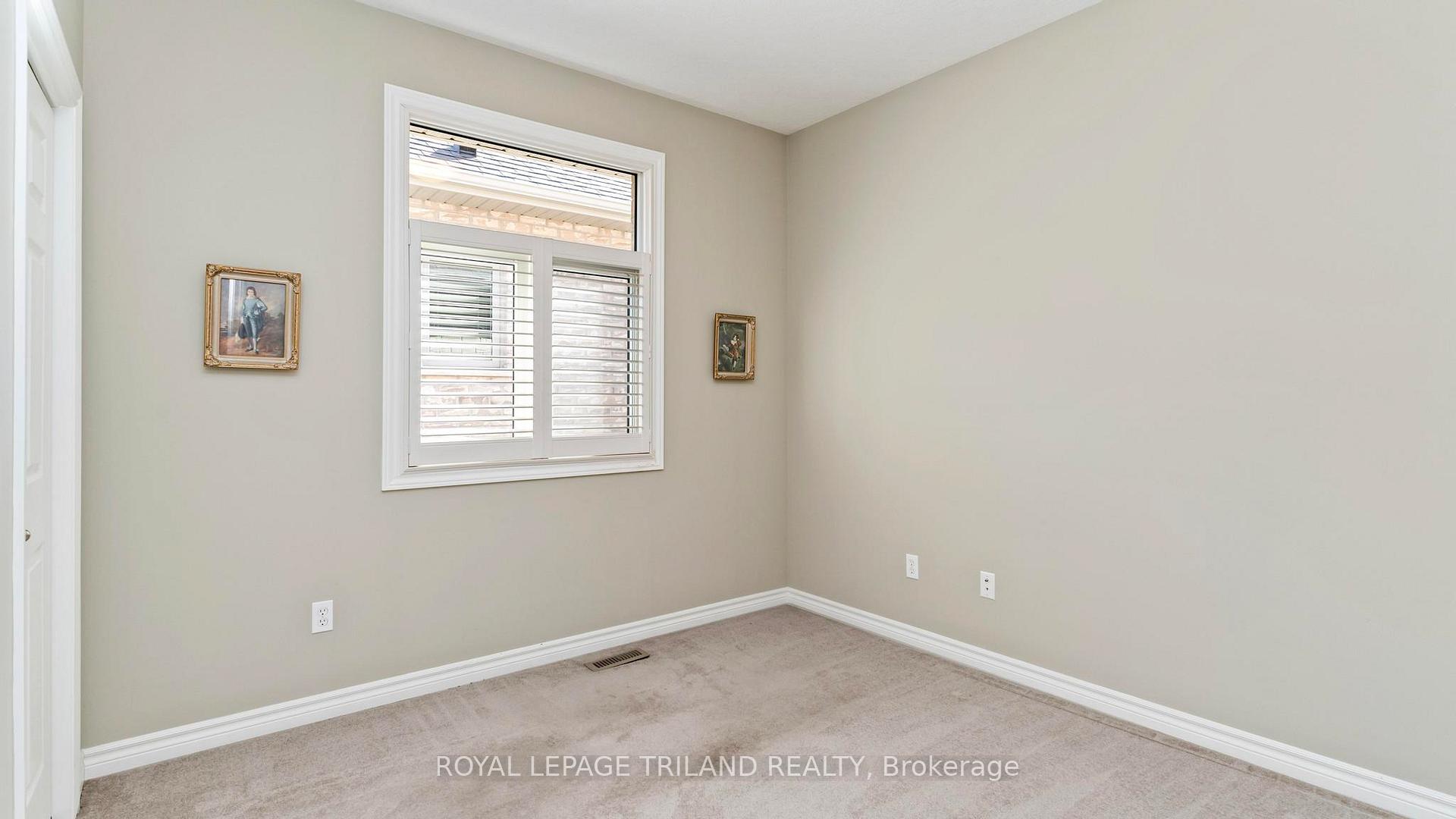Photo 16 of Unit 5, 100 Southgate Parkway, St. Thomas — HOMEH