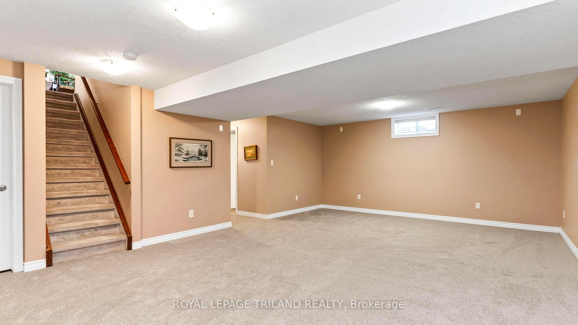 Photo 21 of Unit 5, 100 Southgate Parkway, St. Thomas — HOMEH