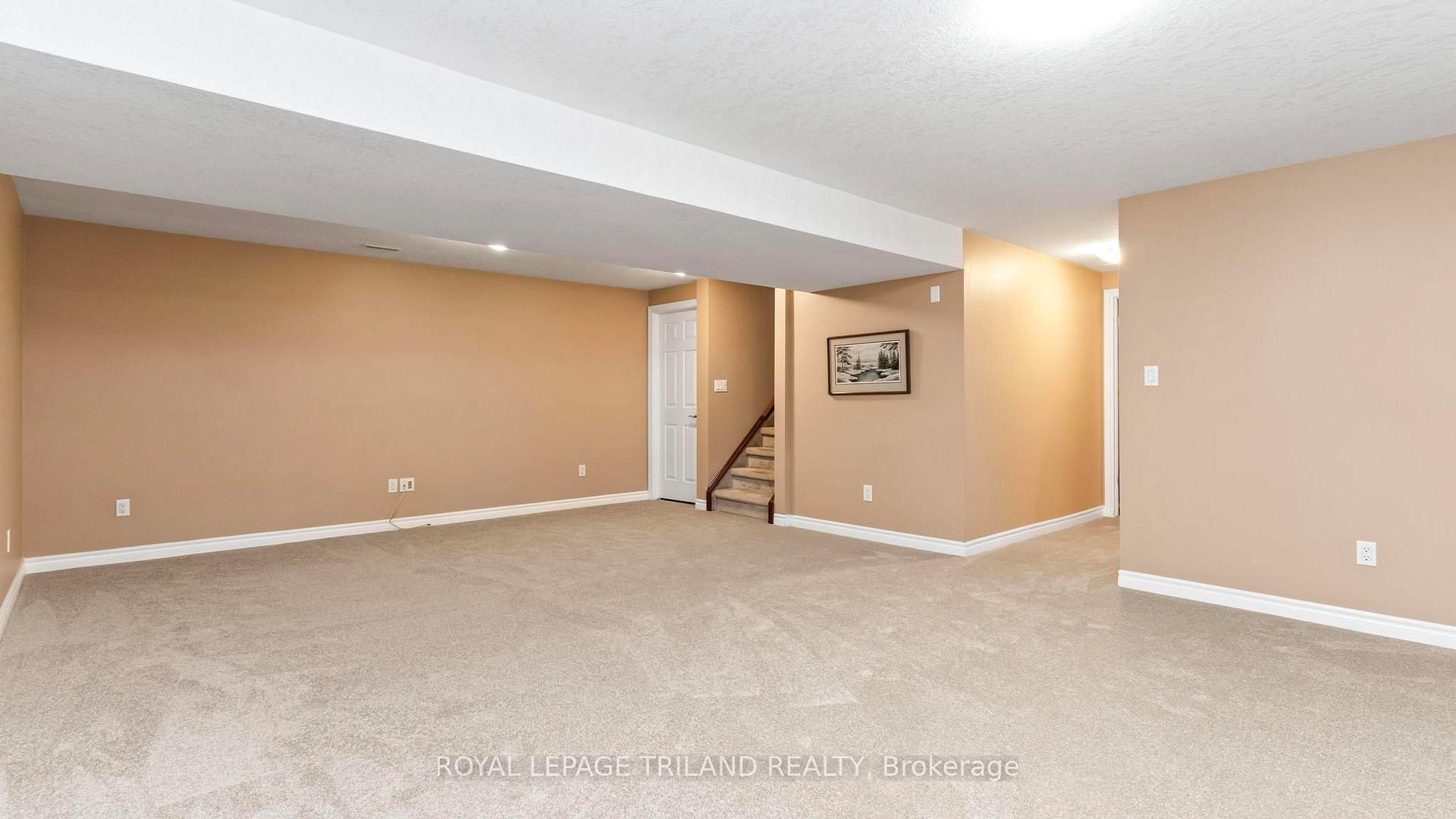 Photo 22 of Unit 5, 100 Southgate Parkway, St. Thomas — HOMEH