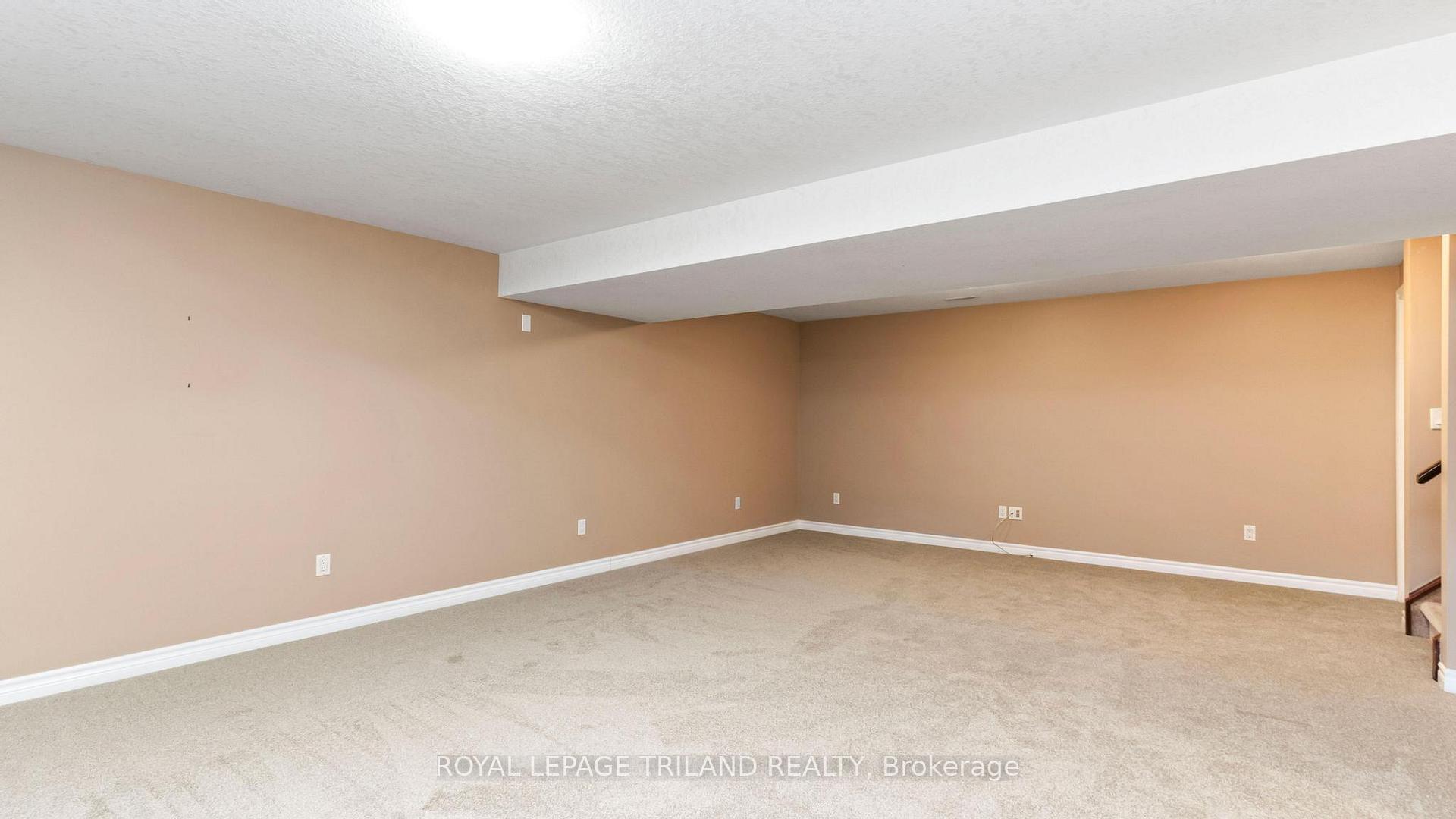 Photo 23 of Unit 5, 100 Southgate Parkway, St. Thomas — HOMEH