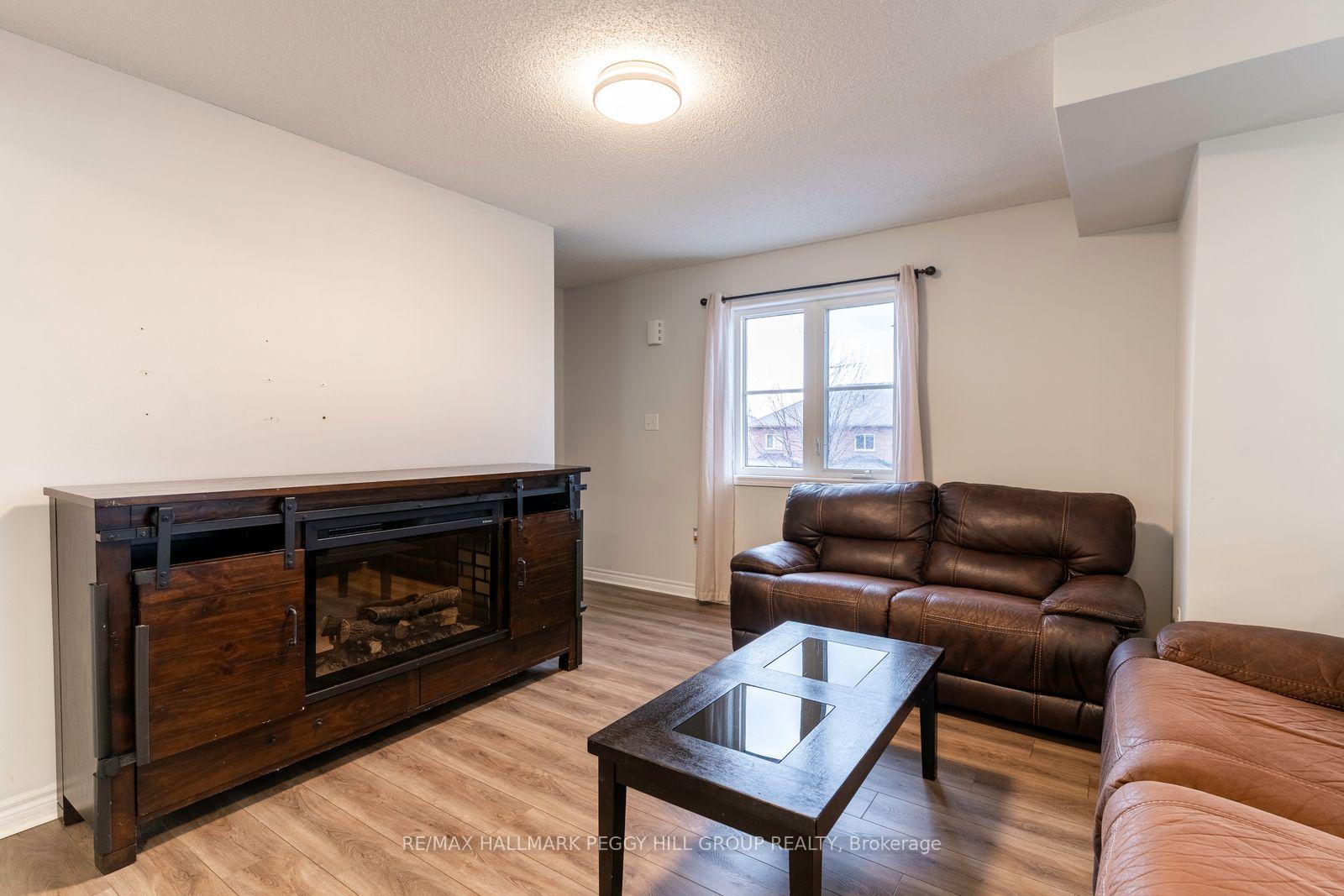 Photo 3 of Unit 2, 141 Sydenham Wells, Barrie, Georgian Drive — HOMEH