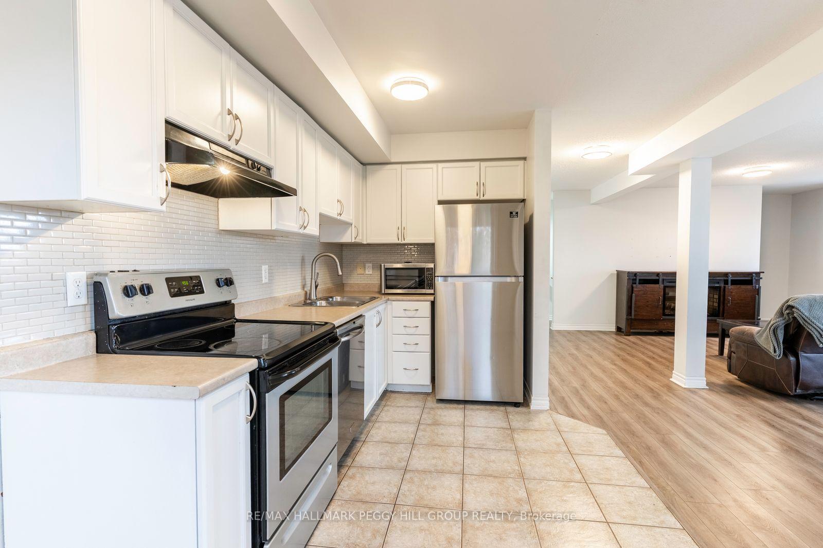 Photo 5 of Unit 2, 141 Sydenham Wells, Barrie, Georgian Drive — HOMEH