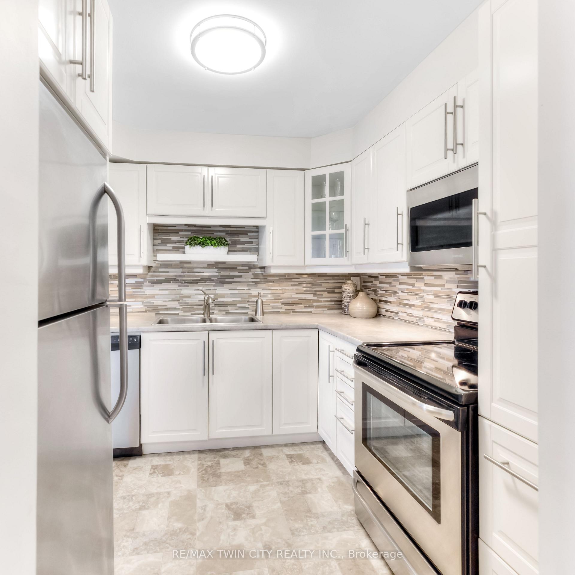 Photo 16 of Unit 504, 1414 King Street E, Kitchener — HOMEH