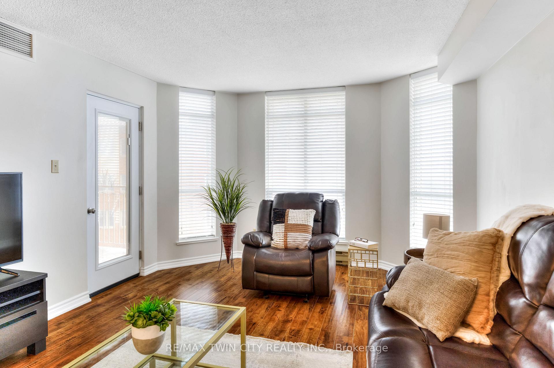Photo 23 of Unit 504, 1414 King Street E, Kitchener — HOMEH