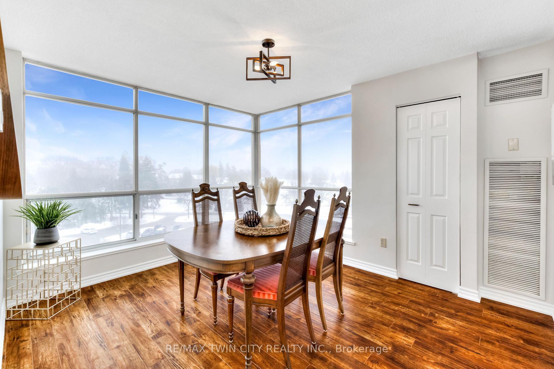 Photo 27 of Unit 504, 1414 King Street E, Kitchener — HOMEH