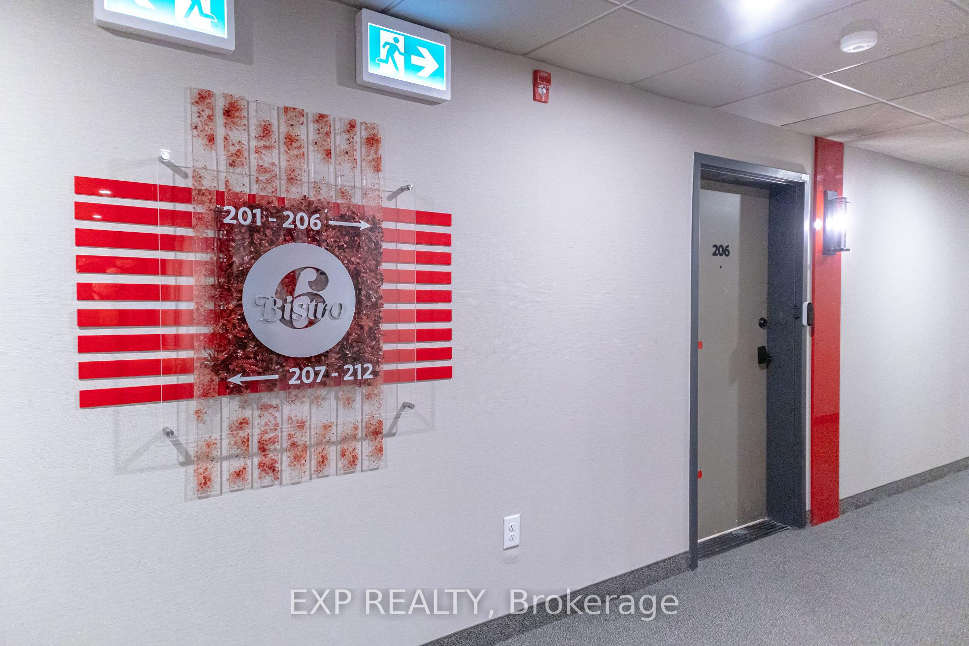 Photo 10 of Unit 206, 10 Culinary Lane, Barrie, Rural Barrie Southeast — HOMEH