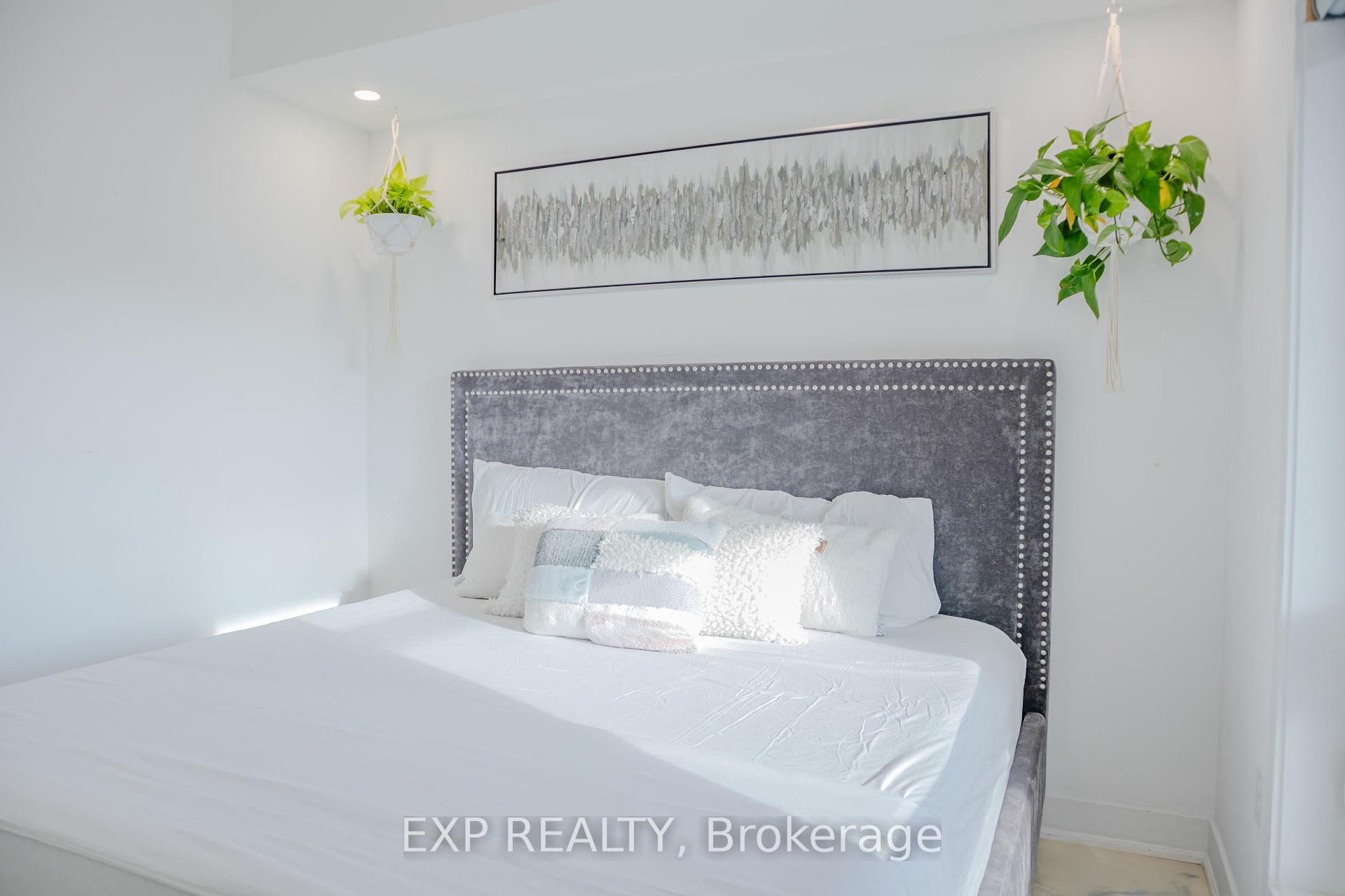 Photo 27 of Unit 206, 10 Culinary Lane, Barrie, Rural Barrie Southeast — HOMEH
