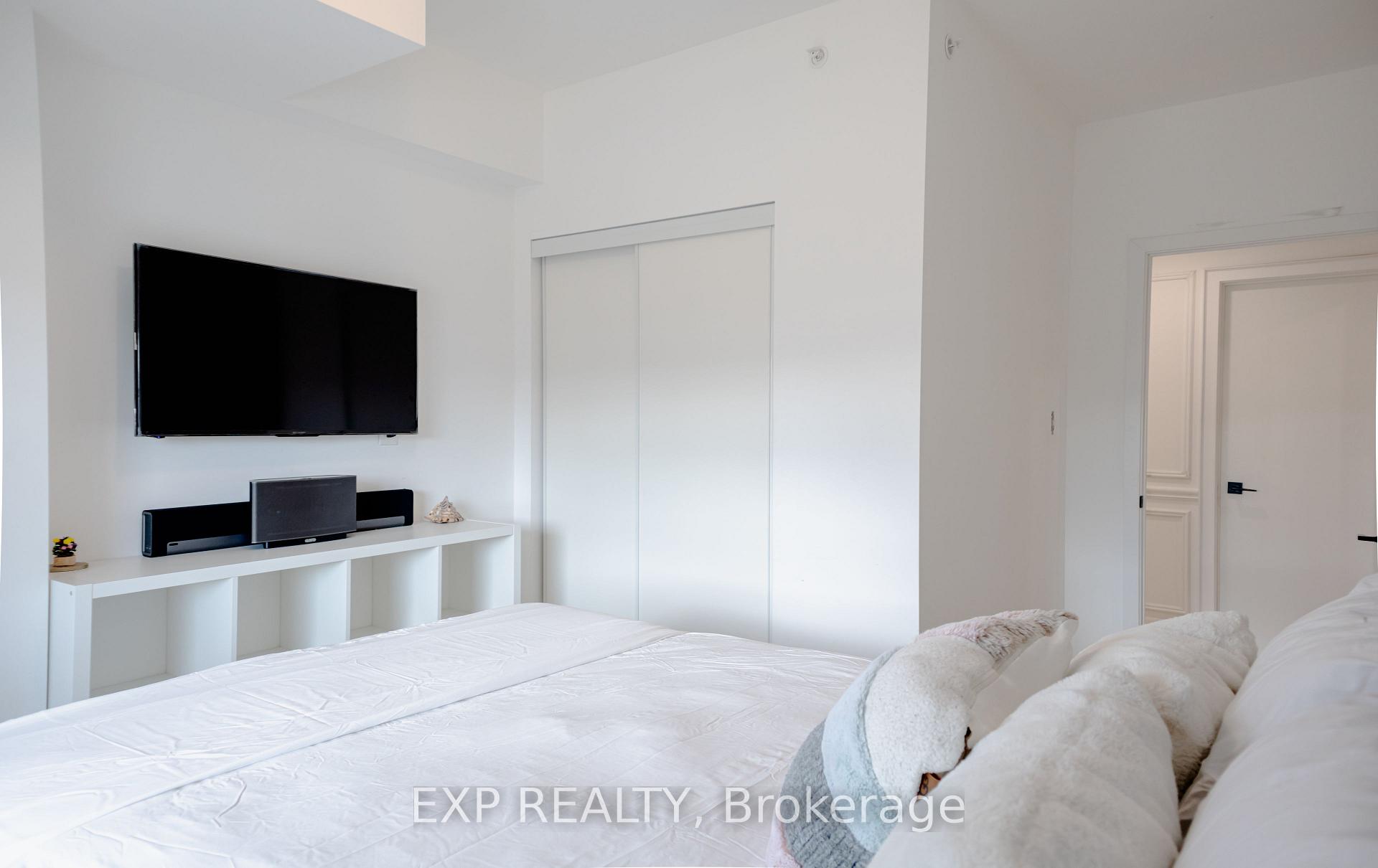 Photo 31 of Unit 206, 10 Culinary Lane, Barrie, Rural Barrie Southeast — HOMEH