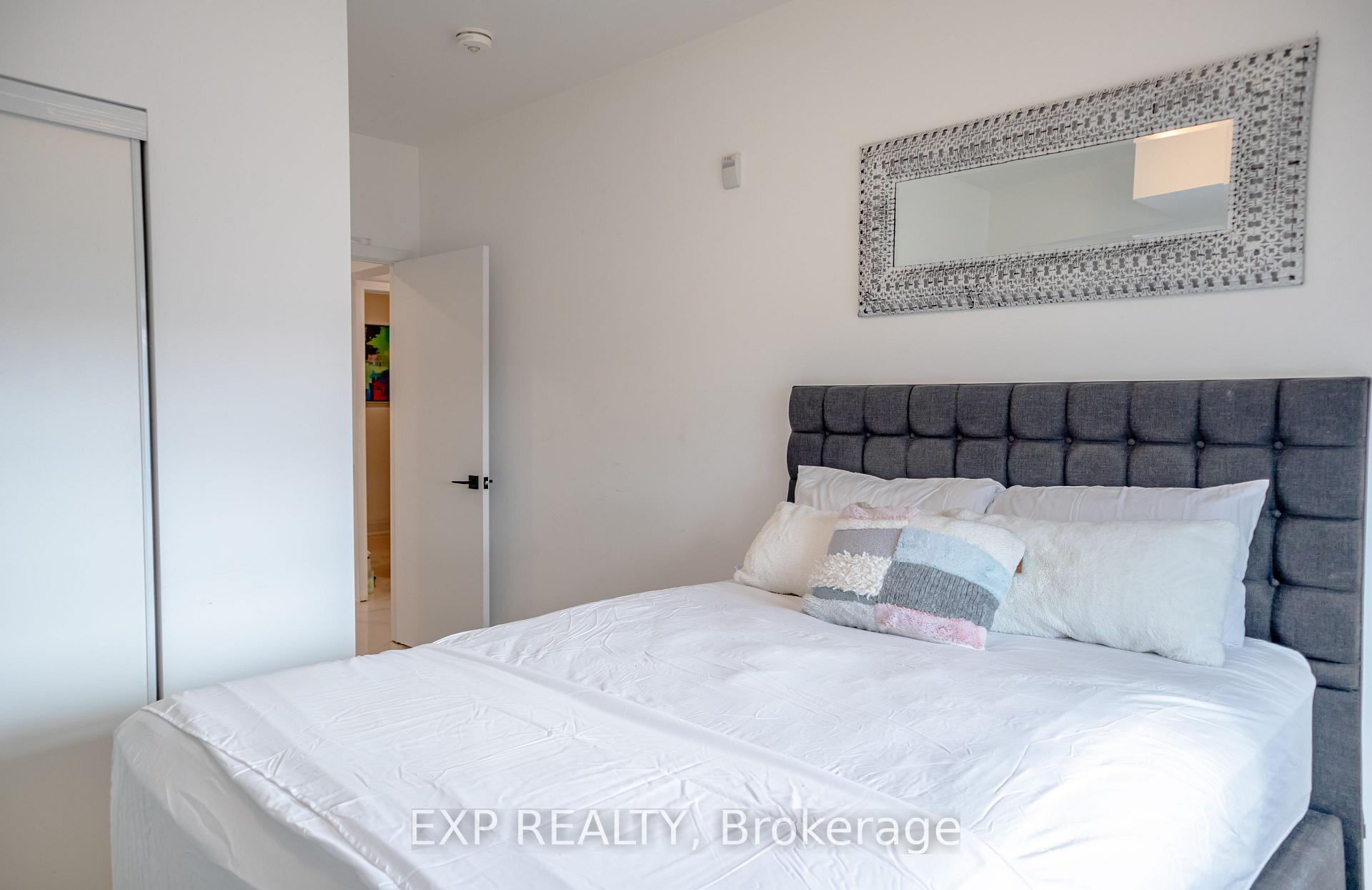 Photo 33 of Unit 206, 10 Culinary Lane, Barrie, Rural Barrie Southeast — HOMEH