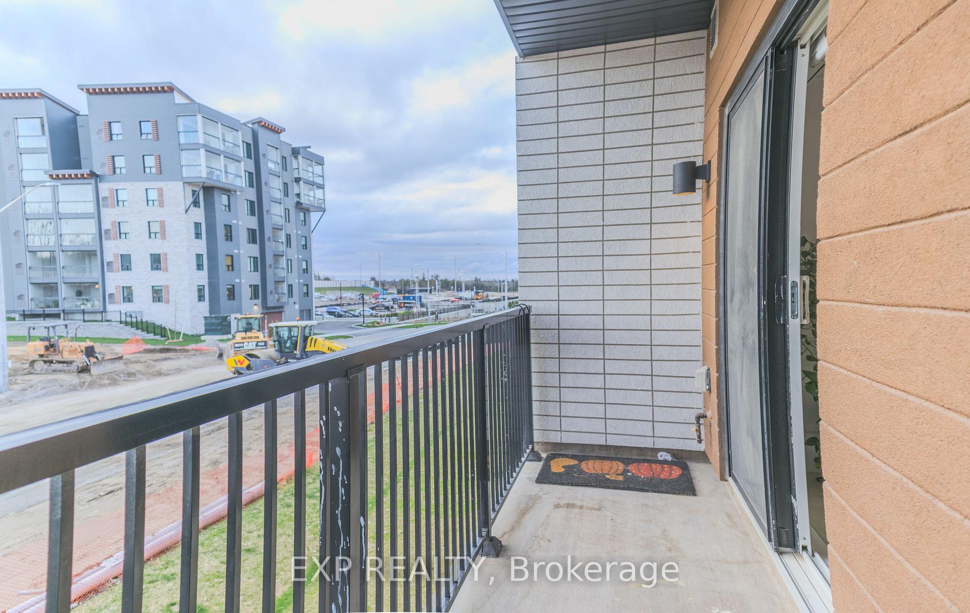 Photo 37 of Unit 206, 10 Culinary Lane, Barrie, Rural Barrie Southeast — HOMEH
