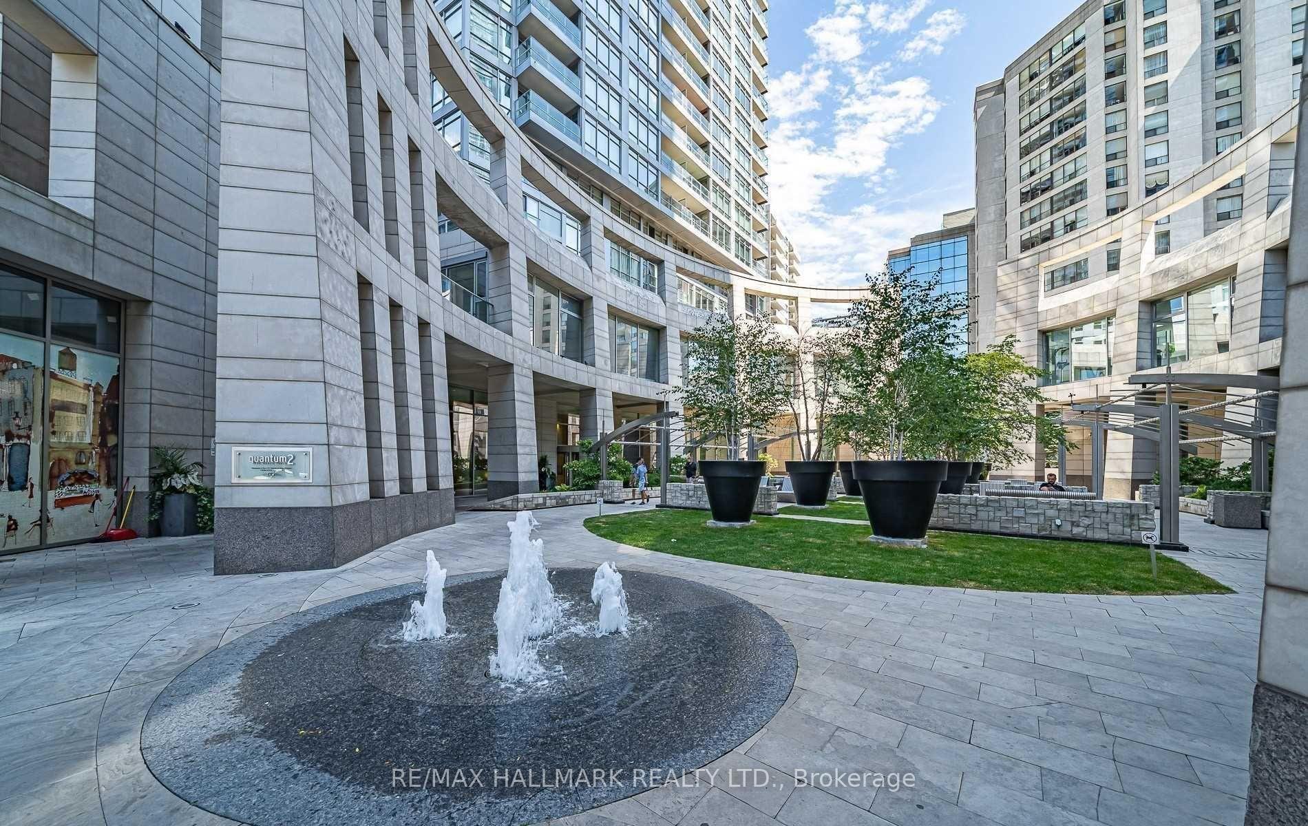 Photo 11 of Unit 709, 2191 Yonge Street, Toronto, Mount Pleasant West — HOMEH