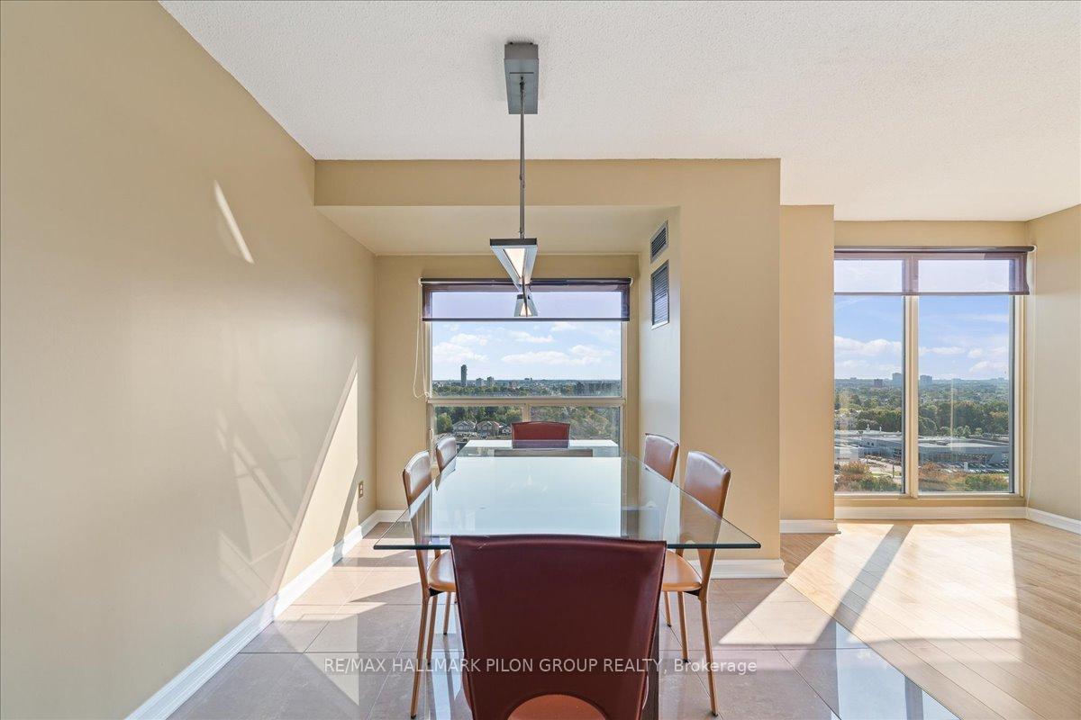Photo 5 of Unit 1105, 545 St Laurent Boulevard, Ottawa, Viscount Alexander Park — HOMEH