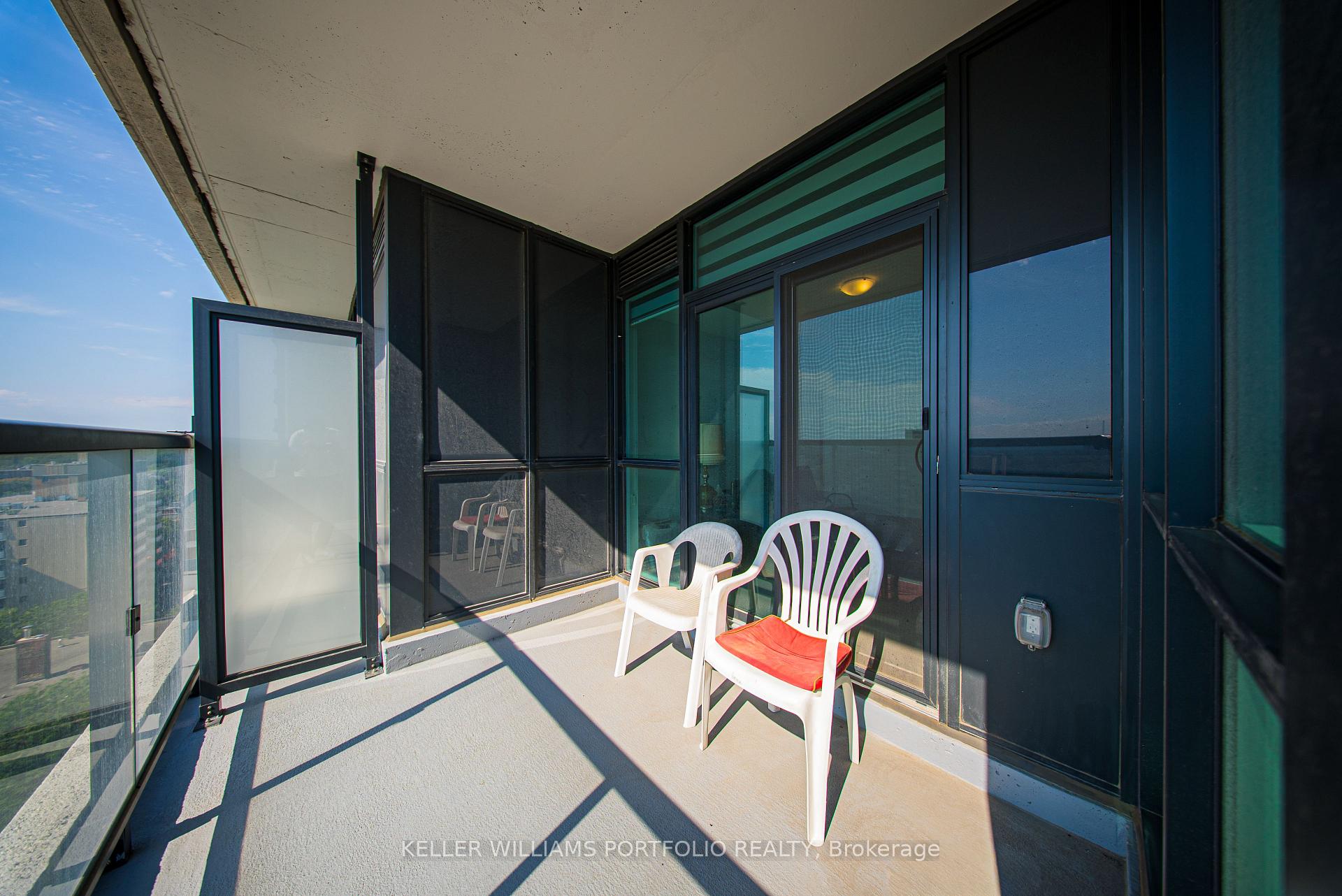 Photo 17 of Unit 1101, 1486 Bathurst Street, Toronto, Humewood-Cedarvale — HOMEH