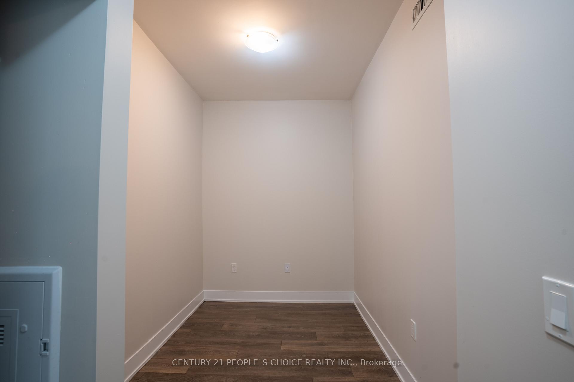 Photo 12 of Unit 3601, 2908 Highway 7, Vaughan, Vaughan Corporate Centre — HOMEH