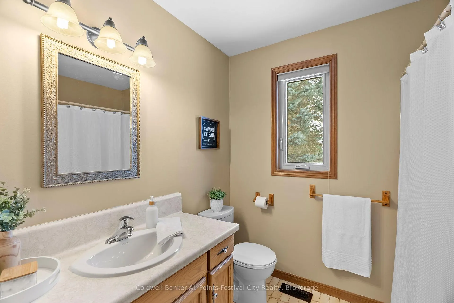 Photo 26 of 81287 Colborne Place, Goderich, Goderich (Town) — HOMEH
