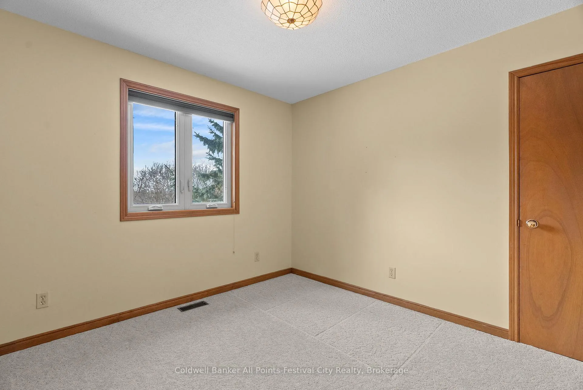 Photo 31 of 81287 Colborne Place, Goderich, Goderich (Town) — HOMEH