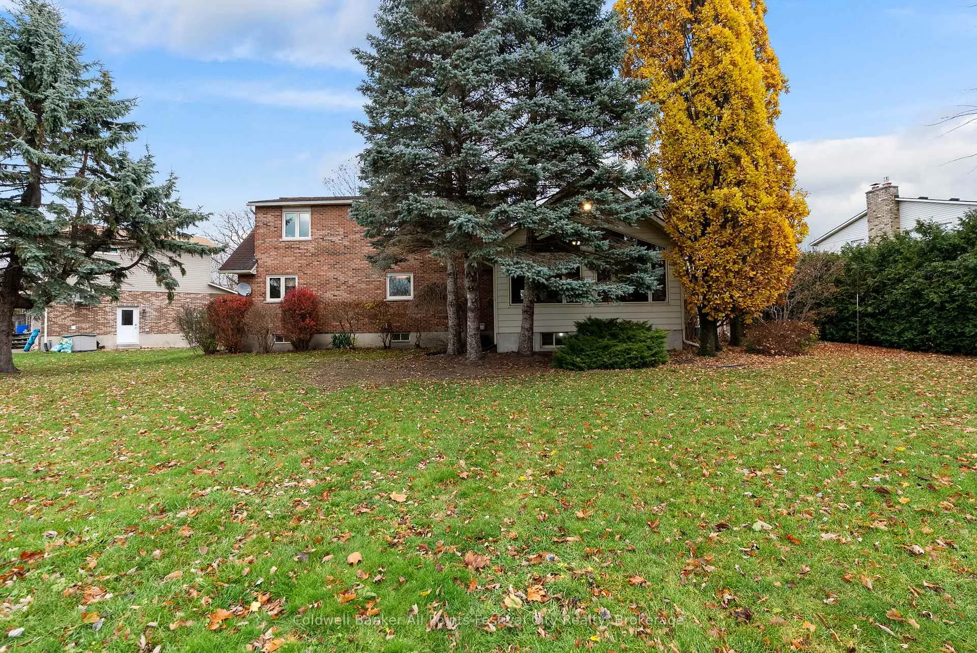Photo 42 of 81287 Colborne Place, Goderich, Goderich (Town) — HOMEH