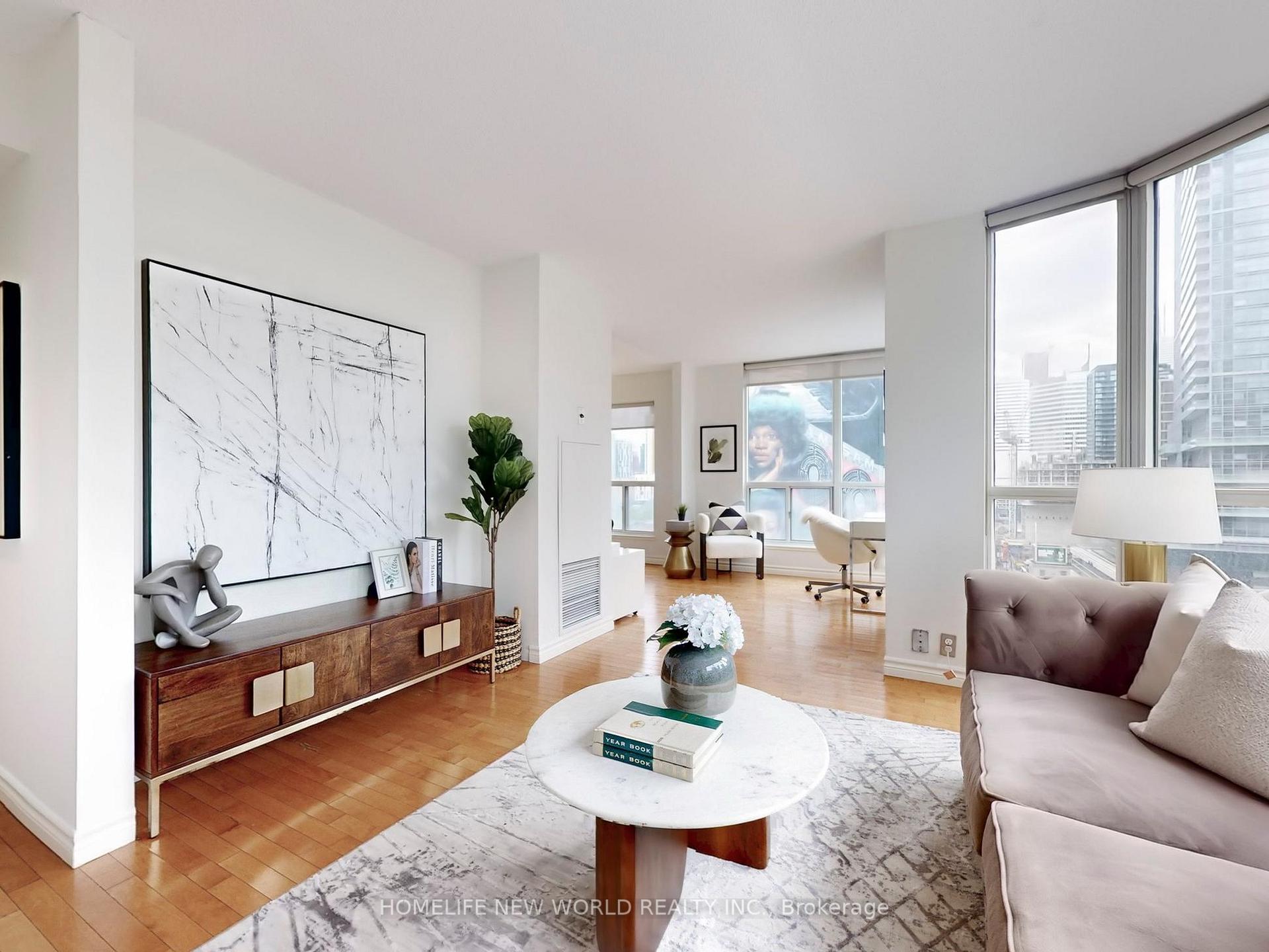 Photo 6 of Unit 1206, 7 Carlton Street, Toronto, Church-Yonge Corridor — HOMEH