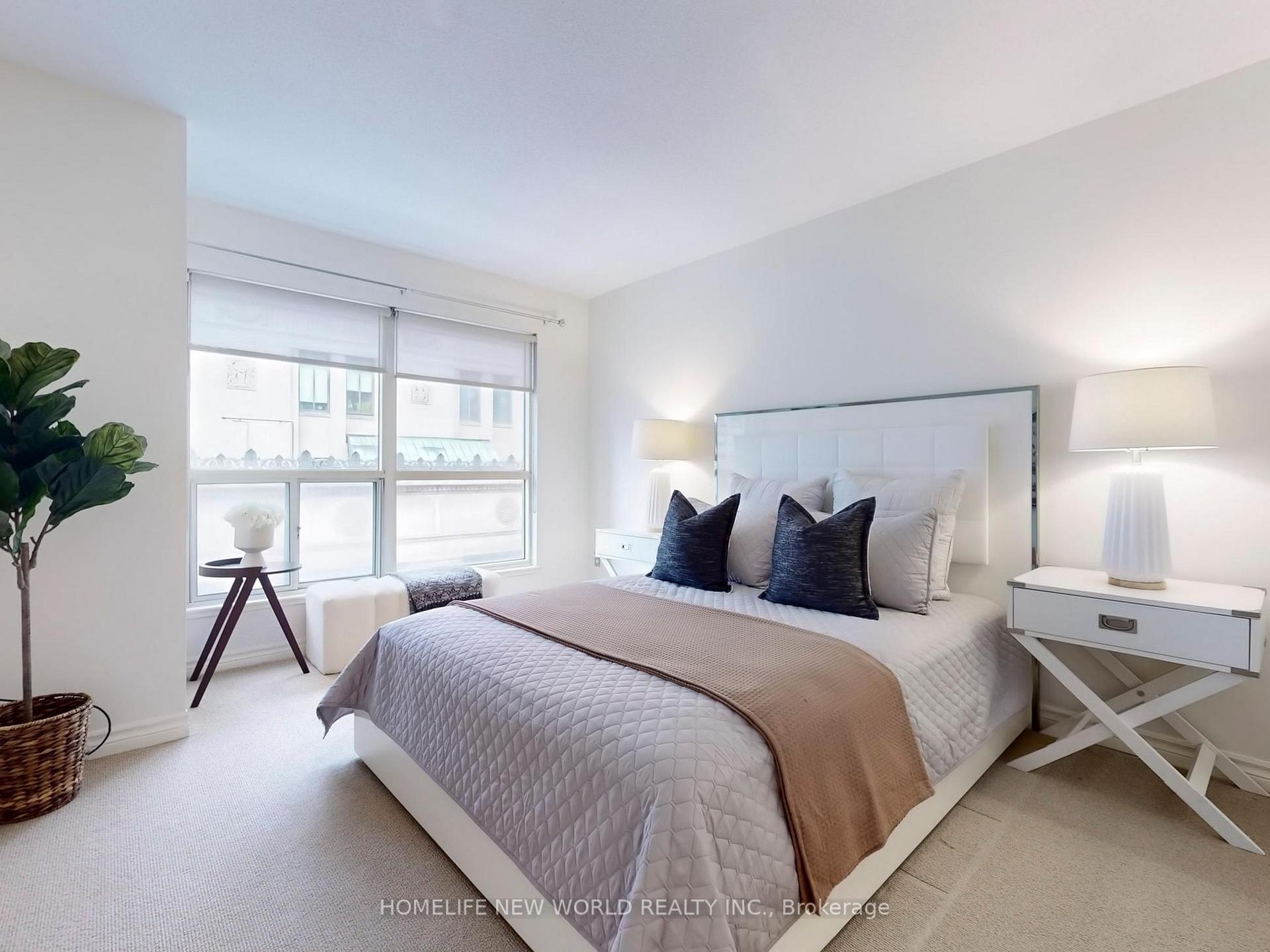 Photo 15 of Unit 1206, 7 Carlton Street, Toronto, Church-Yonge Corridor — HOMEH