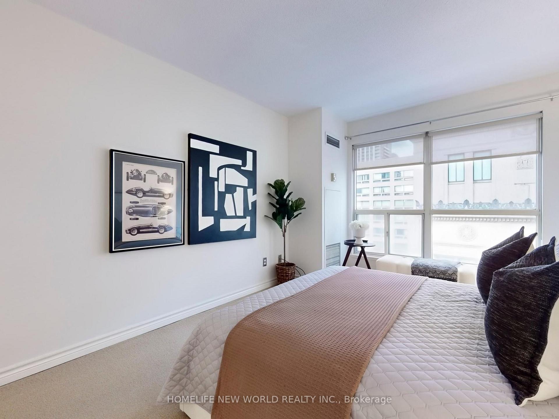 Photo 17 of Unit 1206, 7 Carlton Street, Toronto, Church-Yonge Corridor — HOMEH