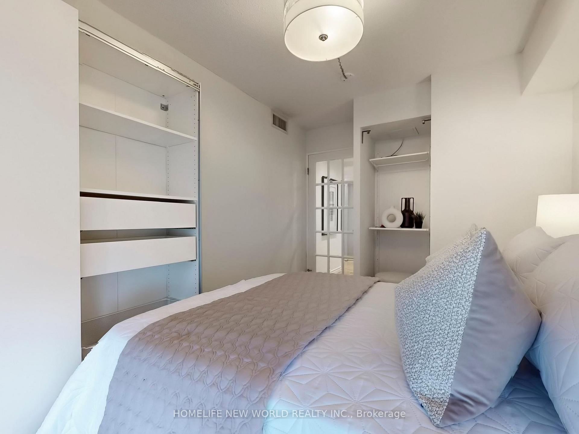 Photo 22 of Unit 1206, 7 Carlton Street, Toronto, Church-Yonge Corridor — HOMEH