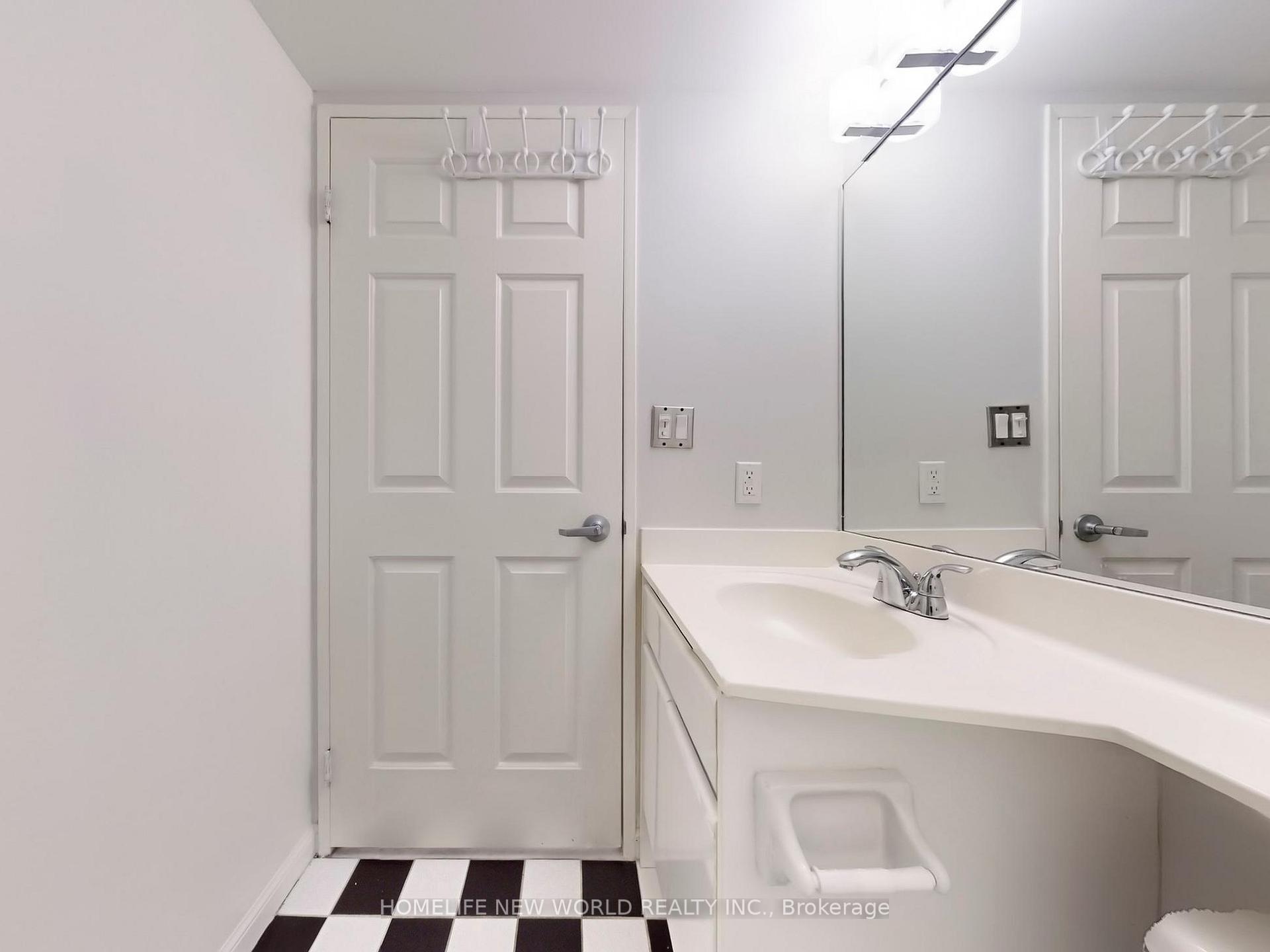 Photo 26 of Unit 1206, 7 Carlton Street, Toronto, Church-Yonge Corridor — HOMEH