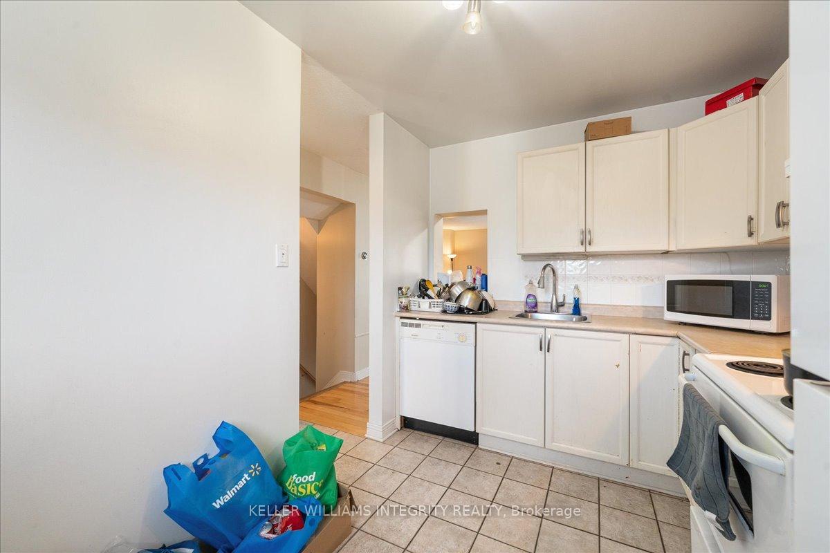 Photo 8 of 1798 Stonehenge Crescent, Ottawa, Pineview — HOMEH