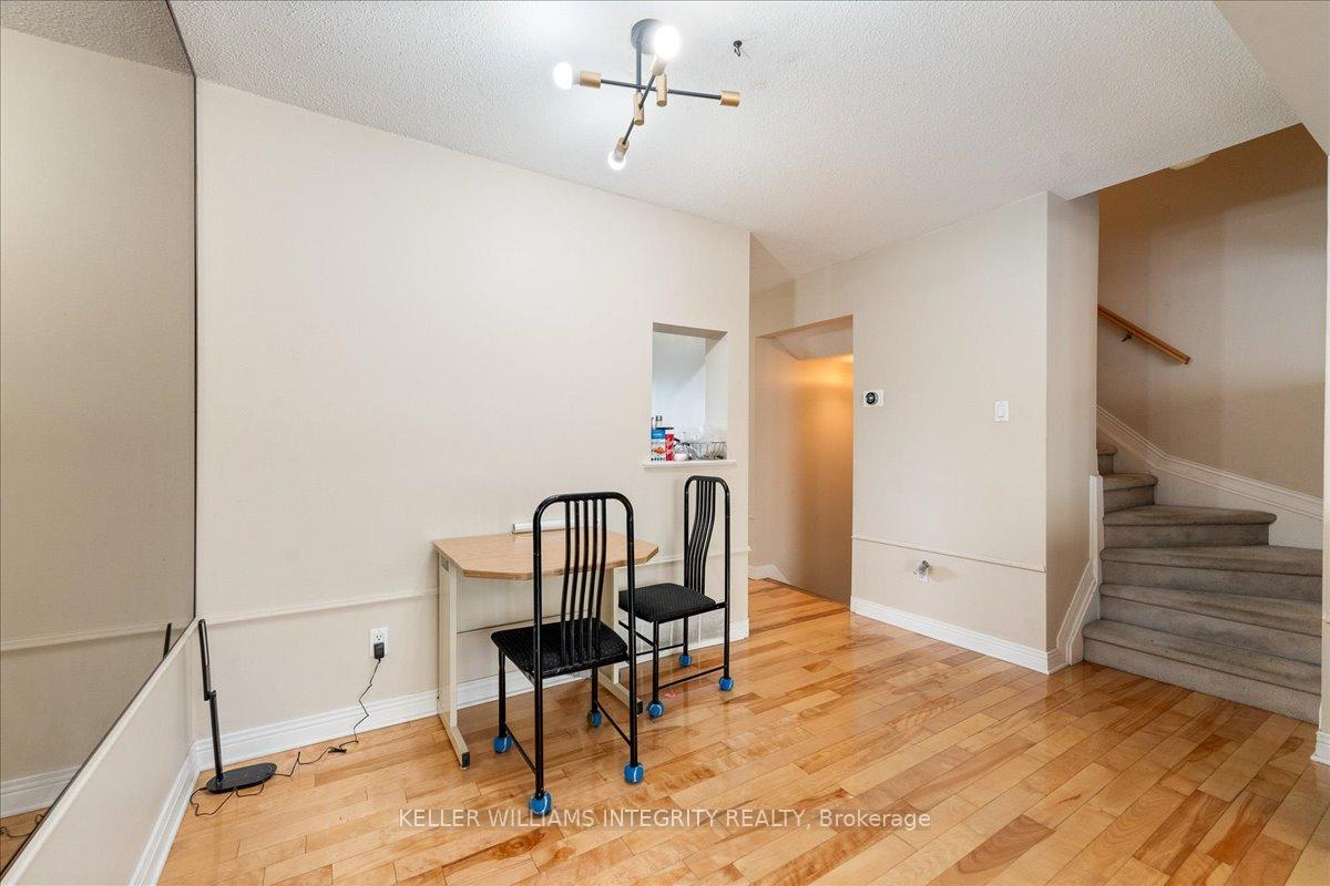 Photo 11 of 1798 Stonehenge Crescent, Ottawa, Pineview — HOMEH