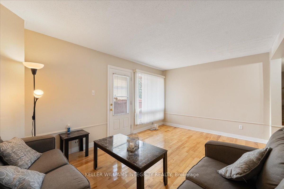 Photo 15 of 1798 Stonehenge Crescent, Ottawa, Pineview — HOMEH