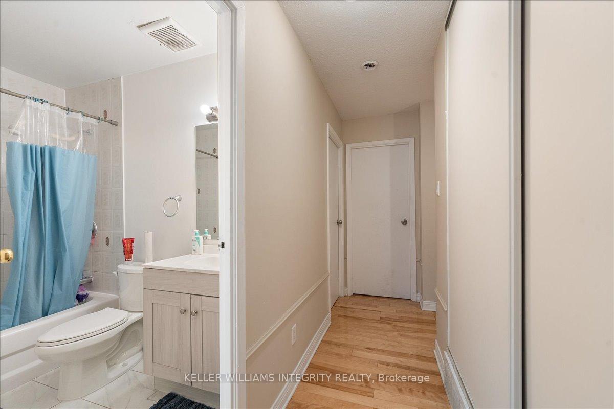Photo 21 of 1798 Stonehenge Crescent, Ottawa, Pineview — HOMEH