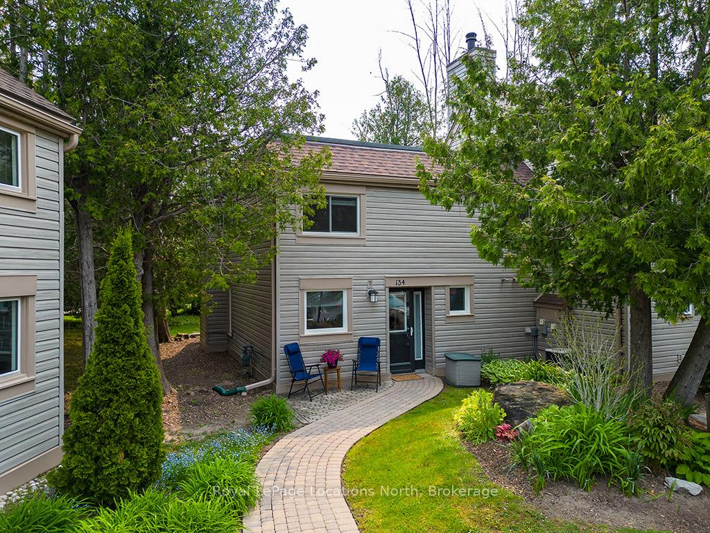 Front of 134 Escarpment Crescent
