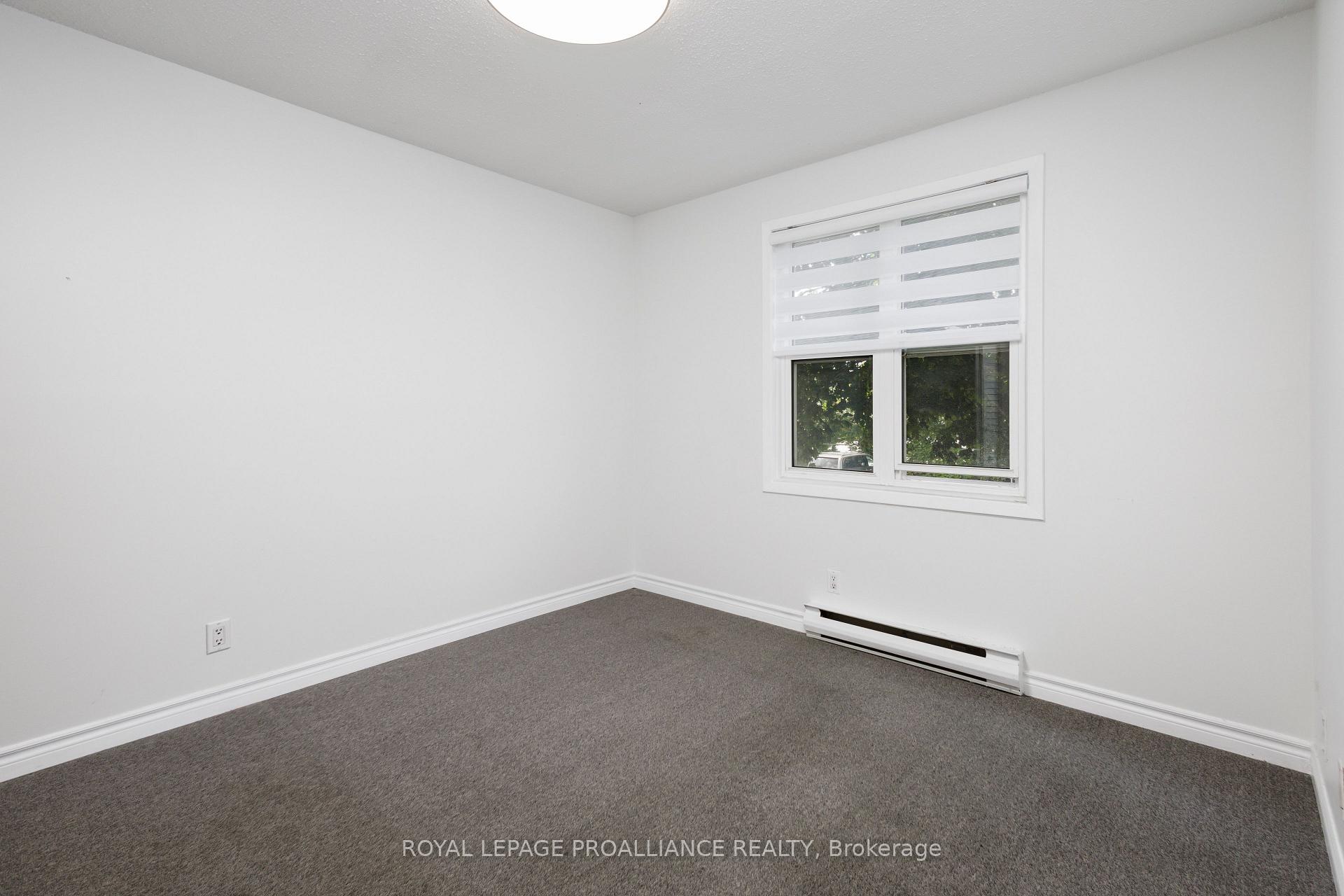 Photo 10 of Unit 202, 25 College Street E, Belleville, Belleville Ward — HOMEH