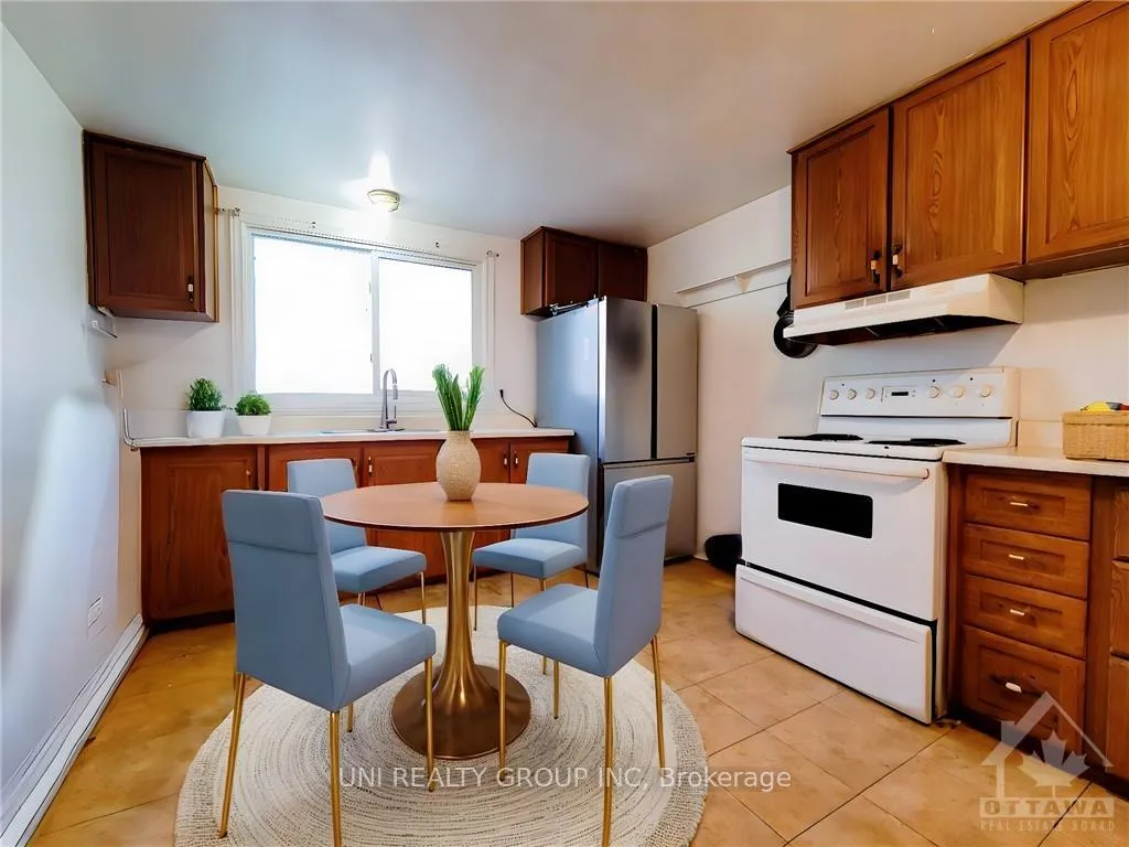 Photo 7 of Unit D, 1468 Heatherington Road, Ottawa, Heron Gate/Industrial Park — HOMEH