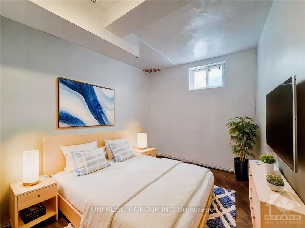 Photo 21 of Unit D, 1468 Heatherington Road, Ottawa, Heron Gate/Industrial Park — HOMEH