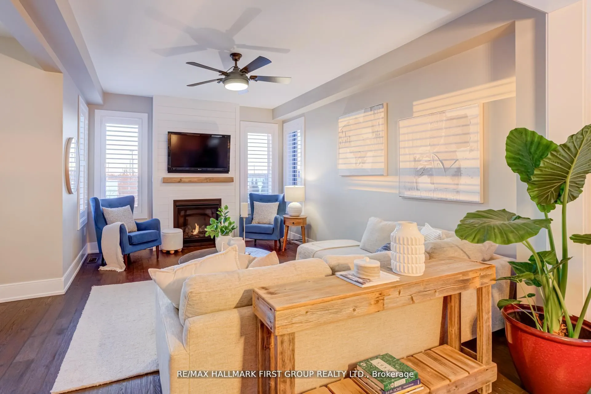 Photo 5 of 20 Capstan Court, Whitby, Lynde Creek — HOMEH