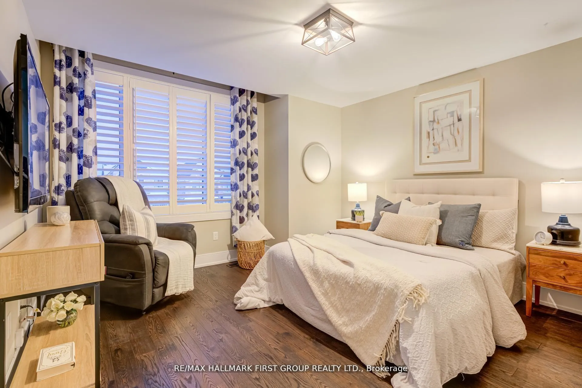 Photo 16 of 20 Capstan Court, Whitby, Lynde Creek — HOMEH
