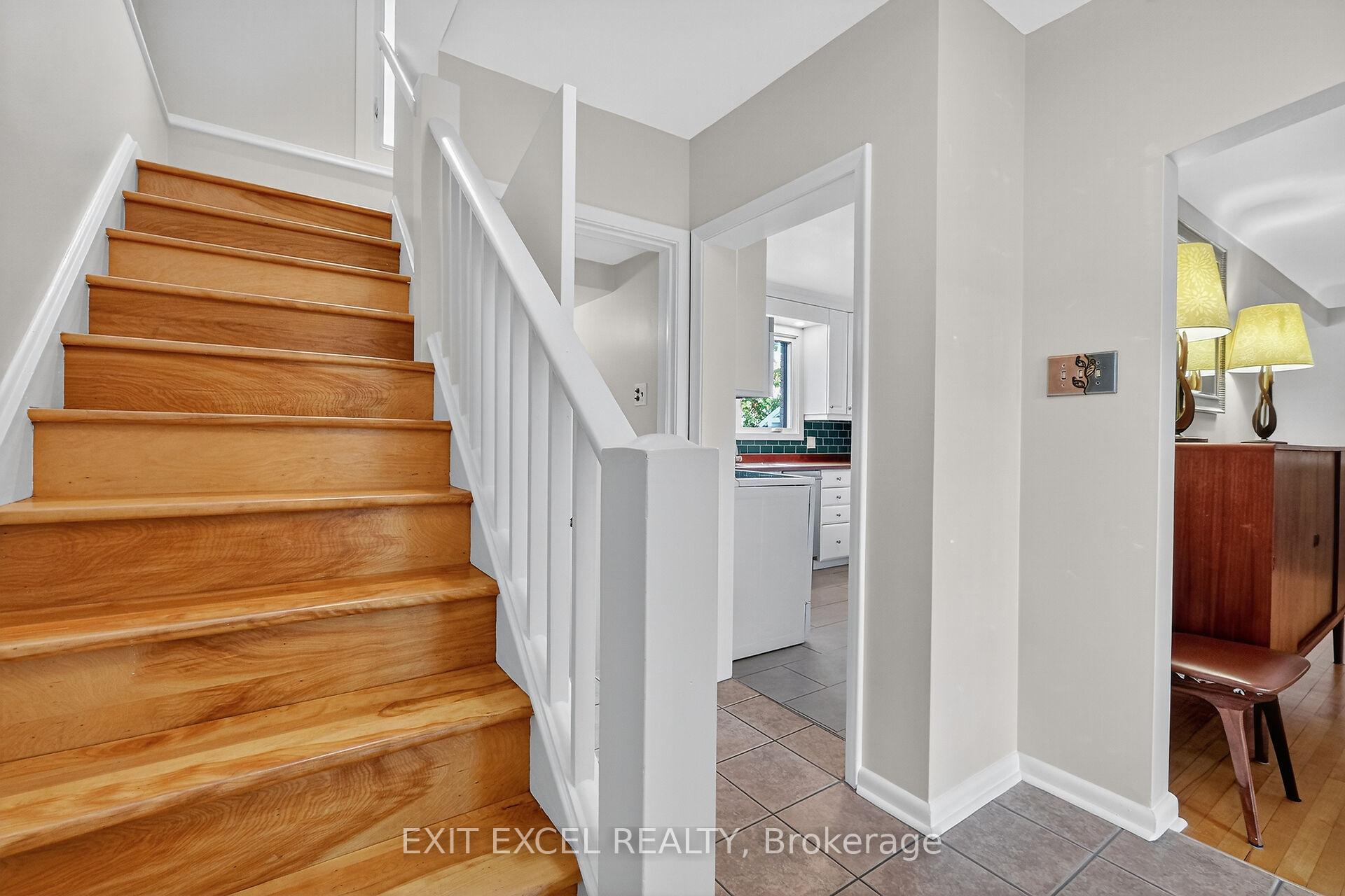 Photo 18 of 799 Quinlan Road, Ottawa, Elmvale Acres — HOMEH