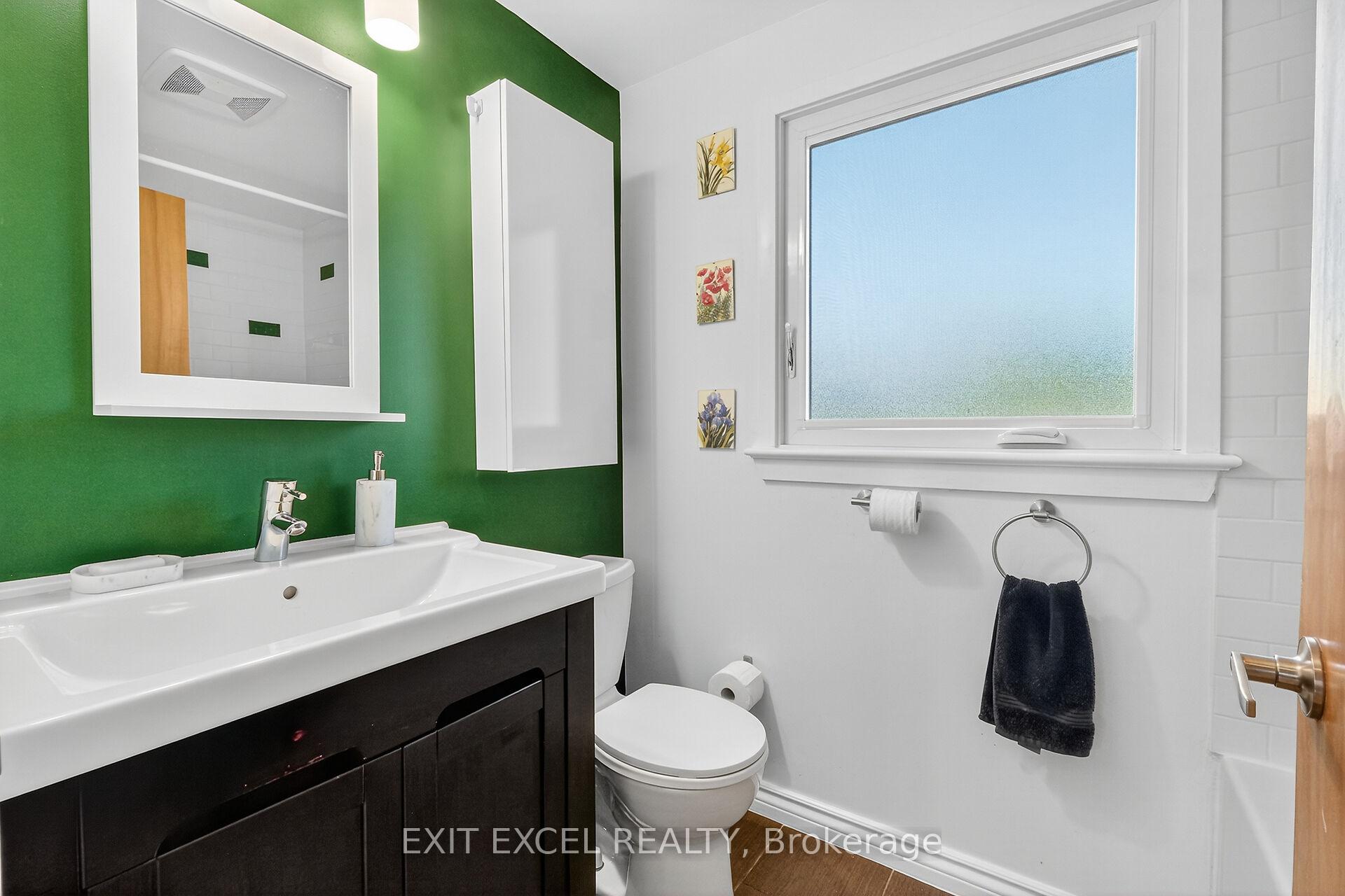 Photo 26 of 799 Quinlan Road, Ottawa, Elmvale Acres — HOMEH