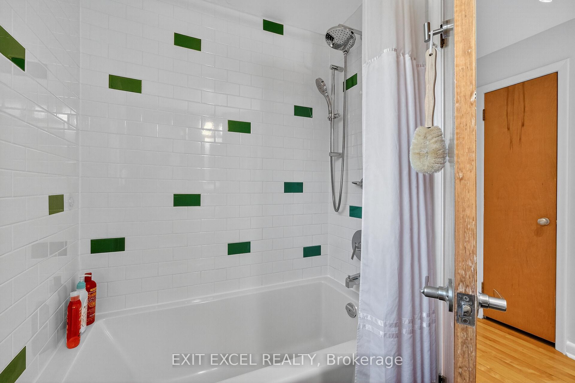 Photo 23 of 799 Quinlan Road, Ottawa, Elmvale Acres — HOMEH
