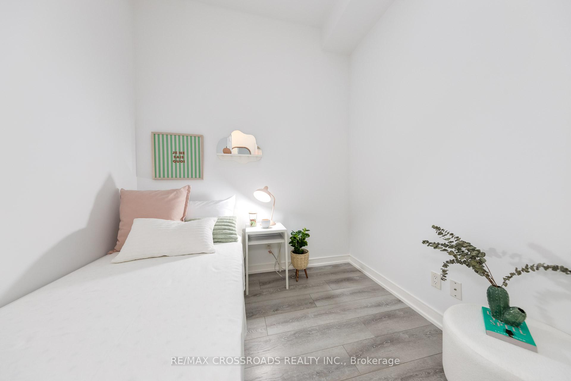 Photo 4 of Unit 3405, 88 Scott Street, Toronto, Church-Yonge Corridor — HOMEH